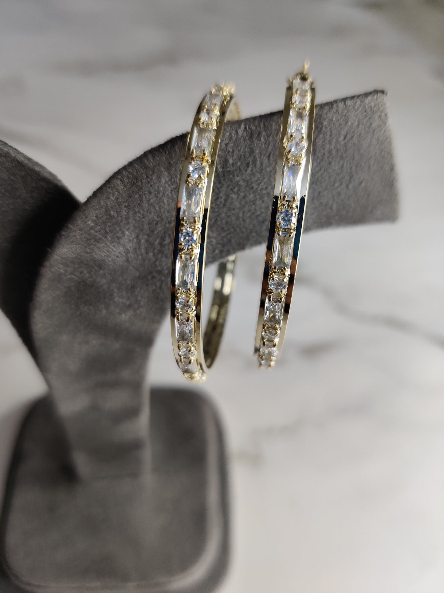 Daisy Hoops Small, Gold