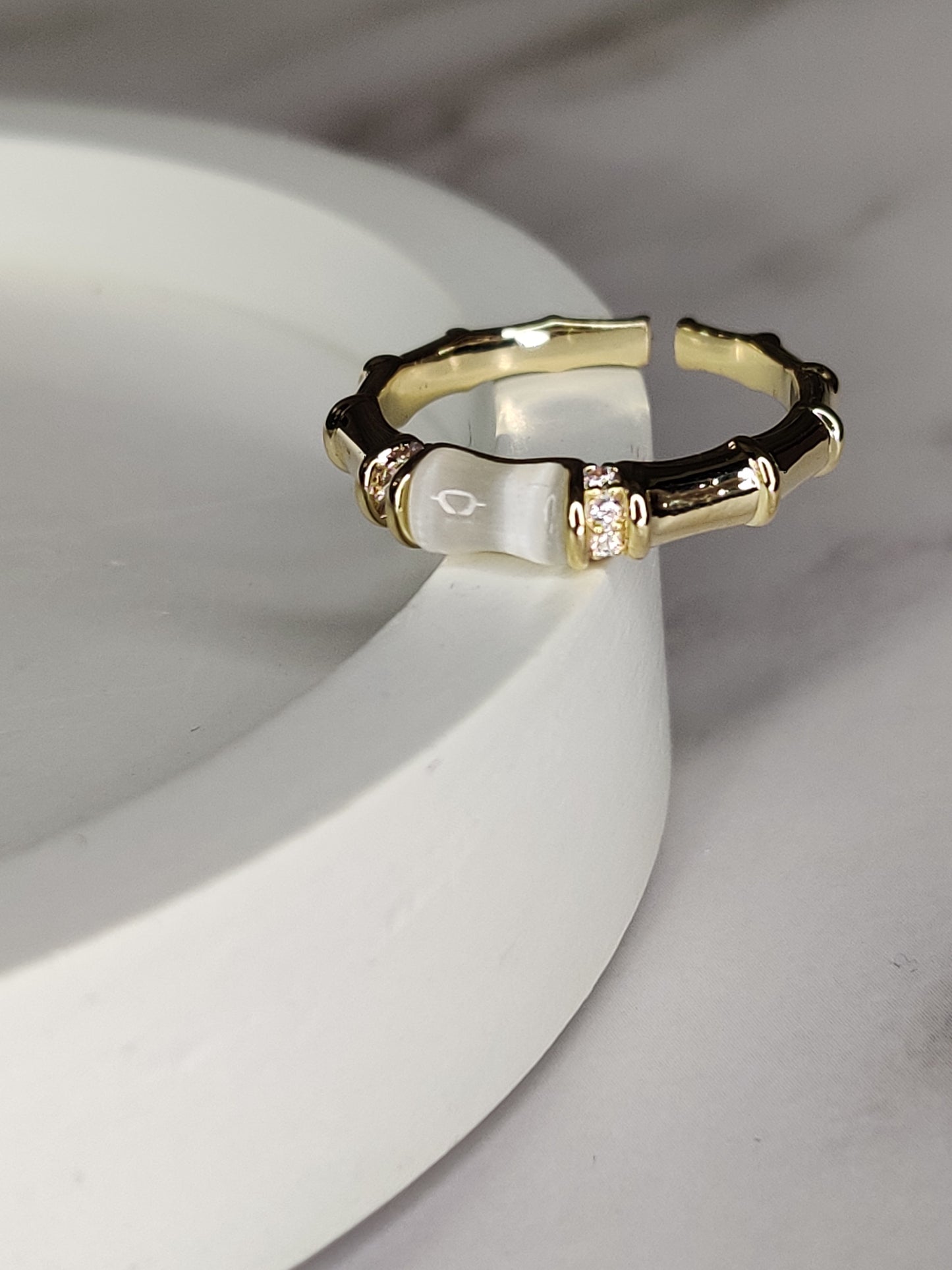 Minimal Opal Ring