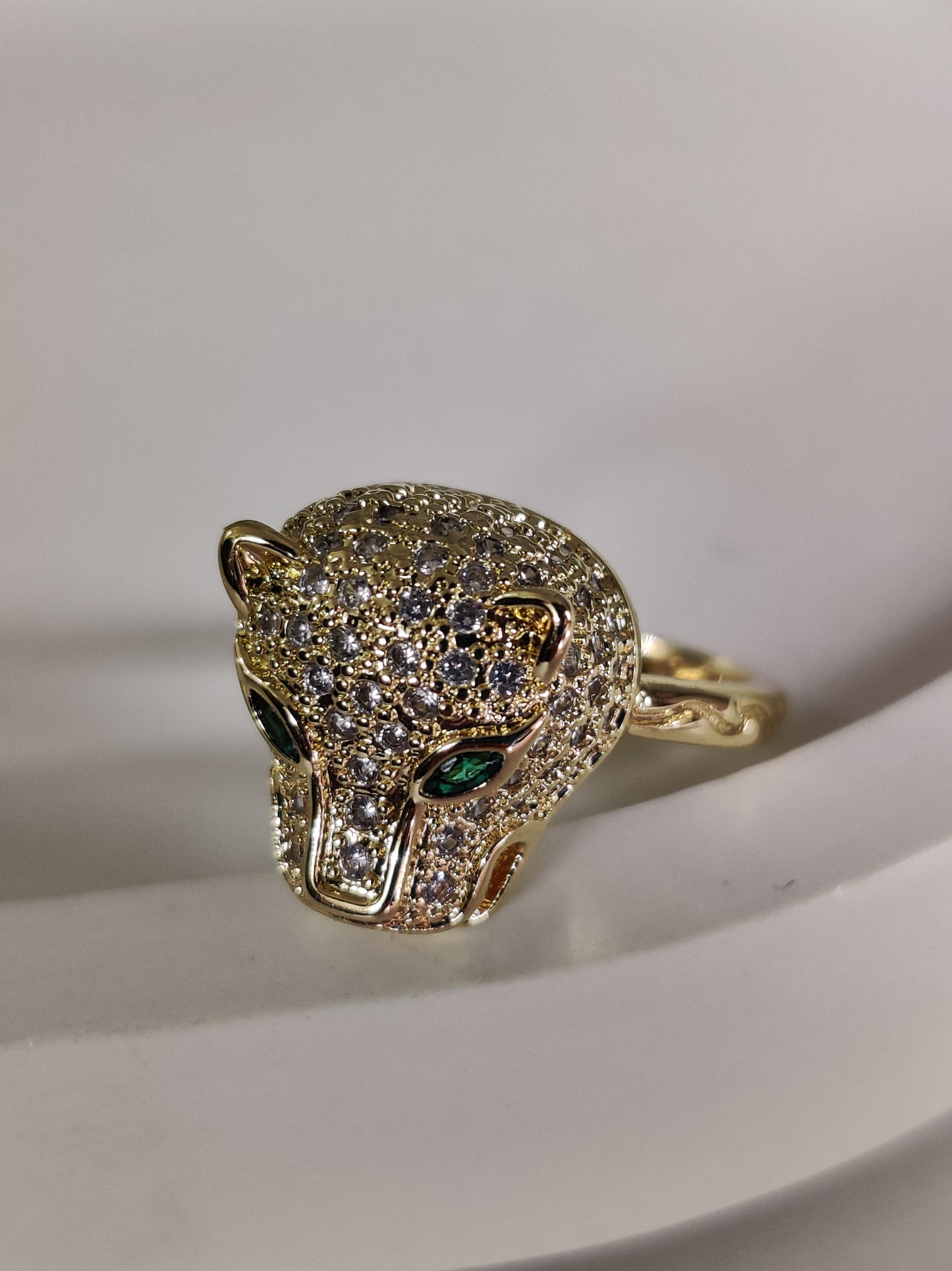Jaguar Emerald Ring Big