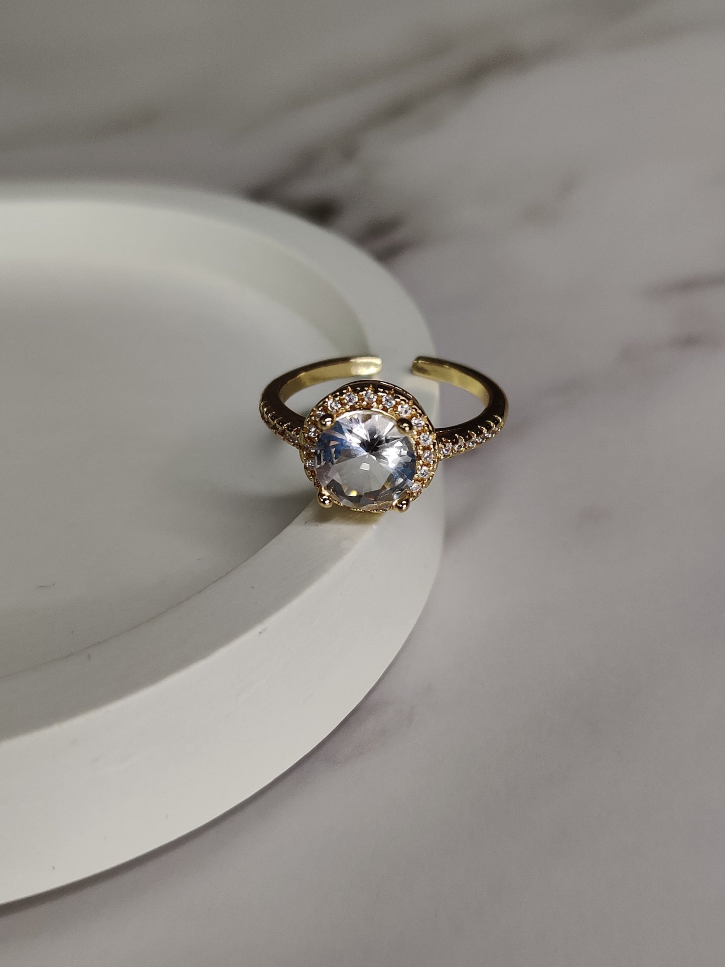 Zircon Ring Big