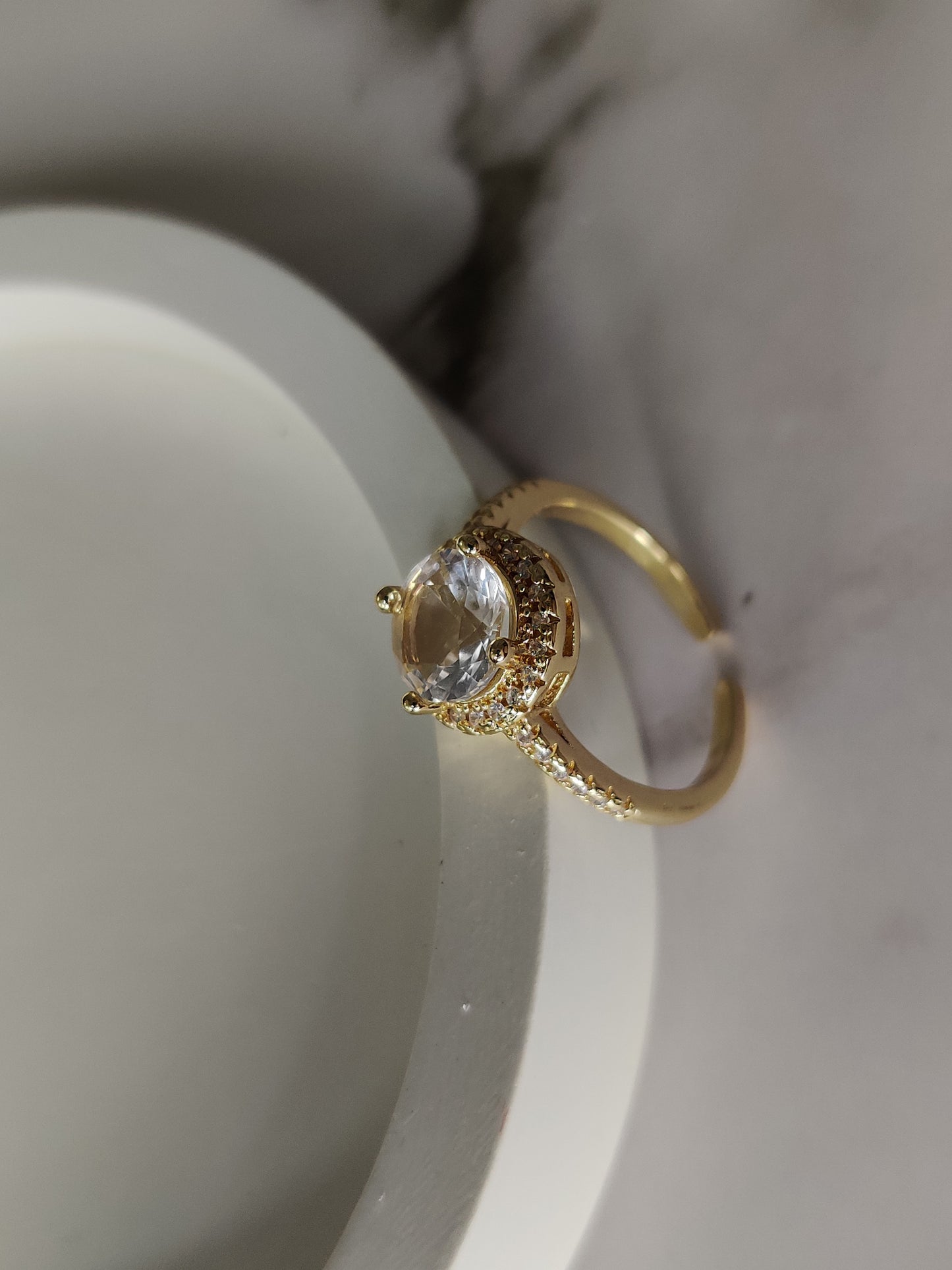 Zircon Ring Big