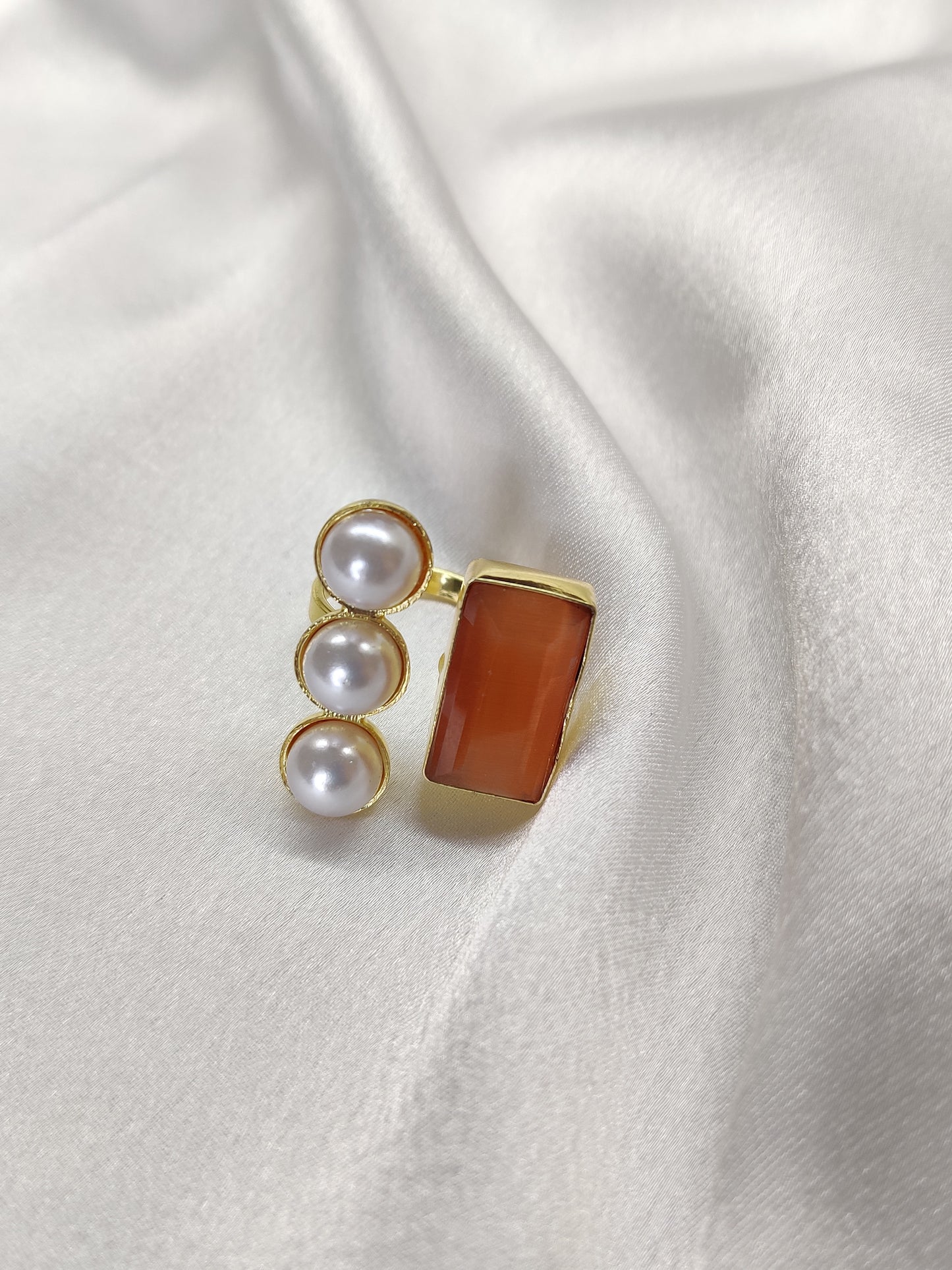 Kara Ring, Carnelian