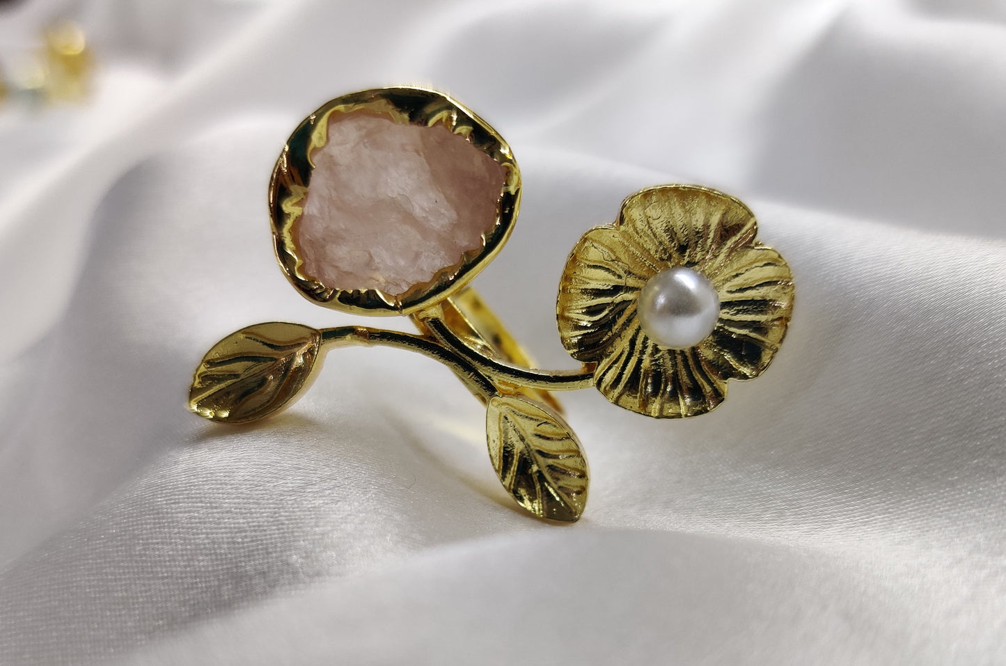 Flower Ring, Rose Quartz