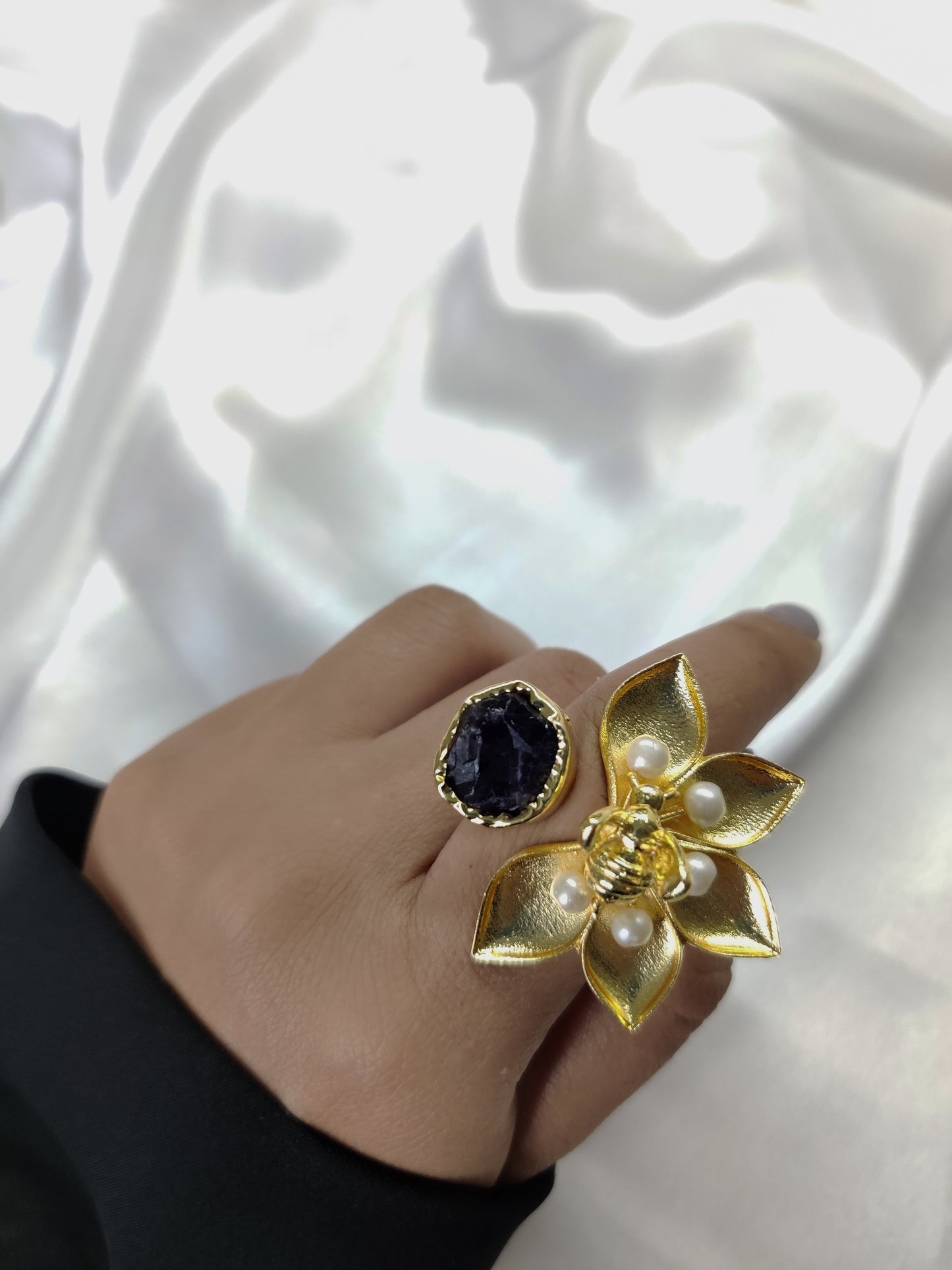 Gina Bee Ring, Toumaline