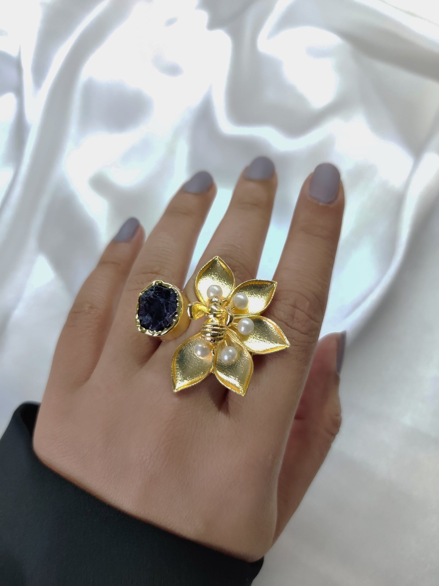 Gina Bee Ring, Toumaline