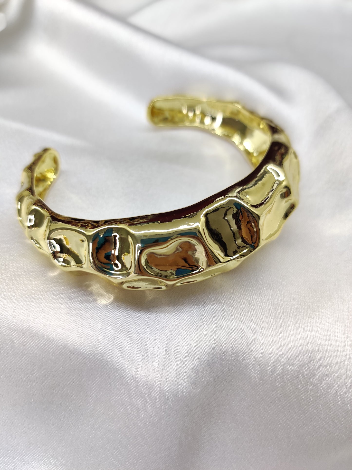 Dara Cuff Bracelet