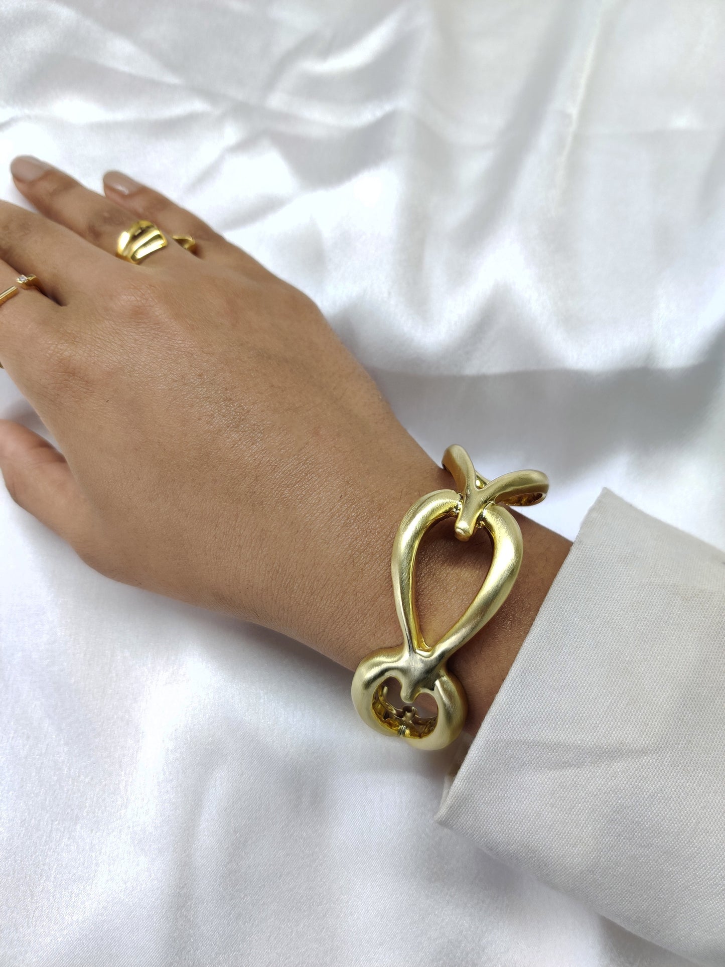 Sia Oversized Cuff Bracelet