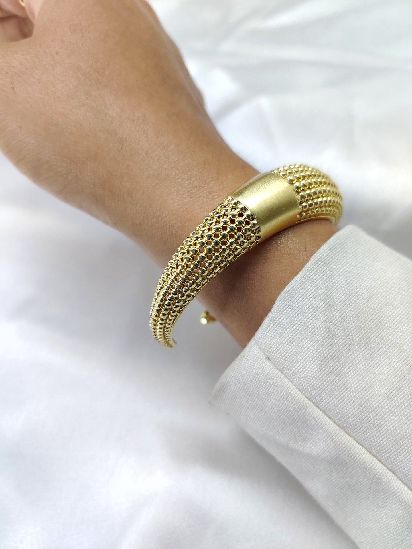 Mira Oversized Cuff Bracelet