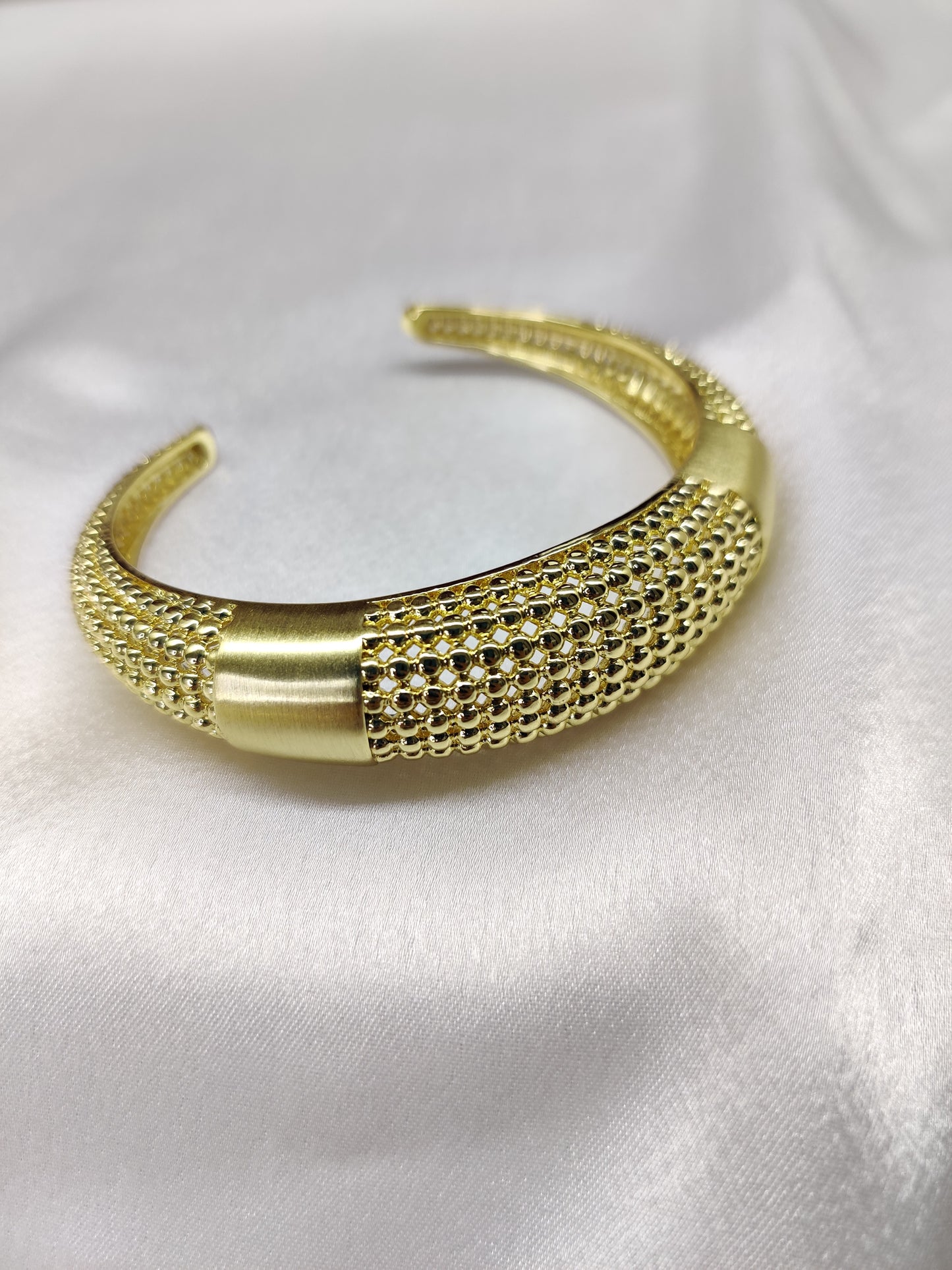 Mira Oversized Cuff Bracelet