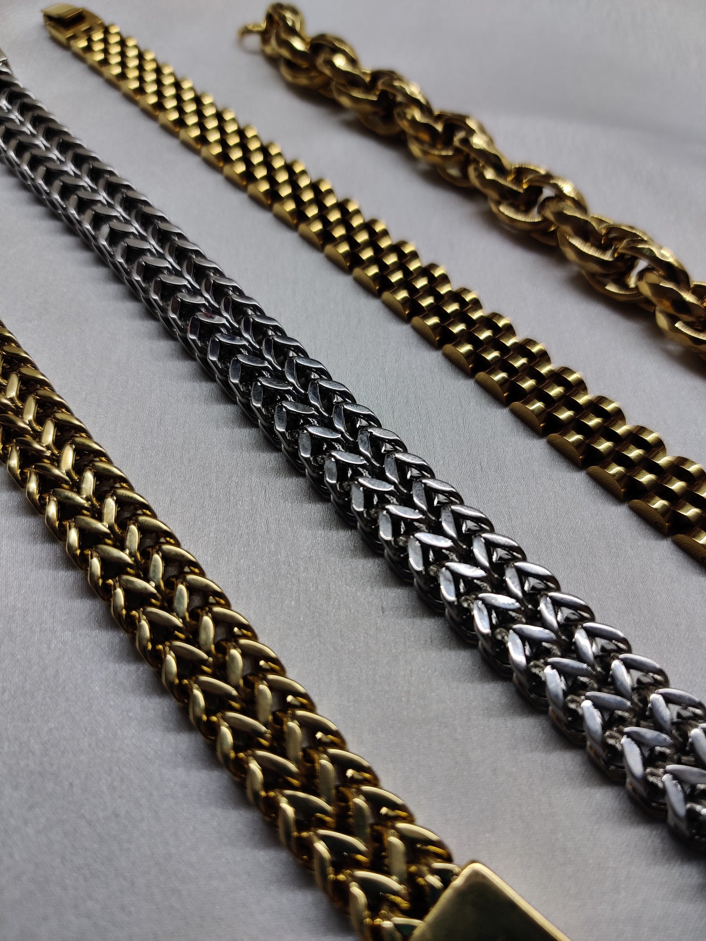 Chain Bracelet-Gold
