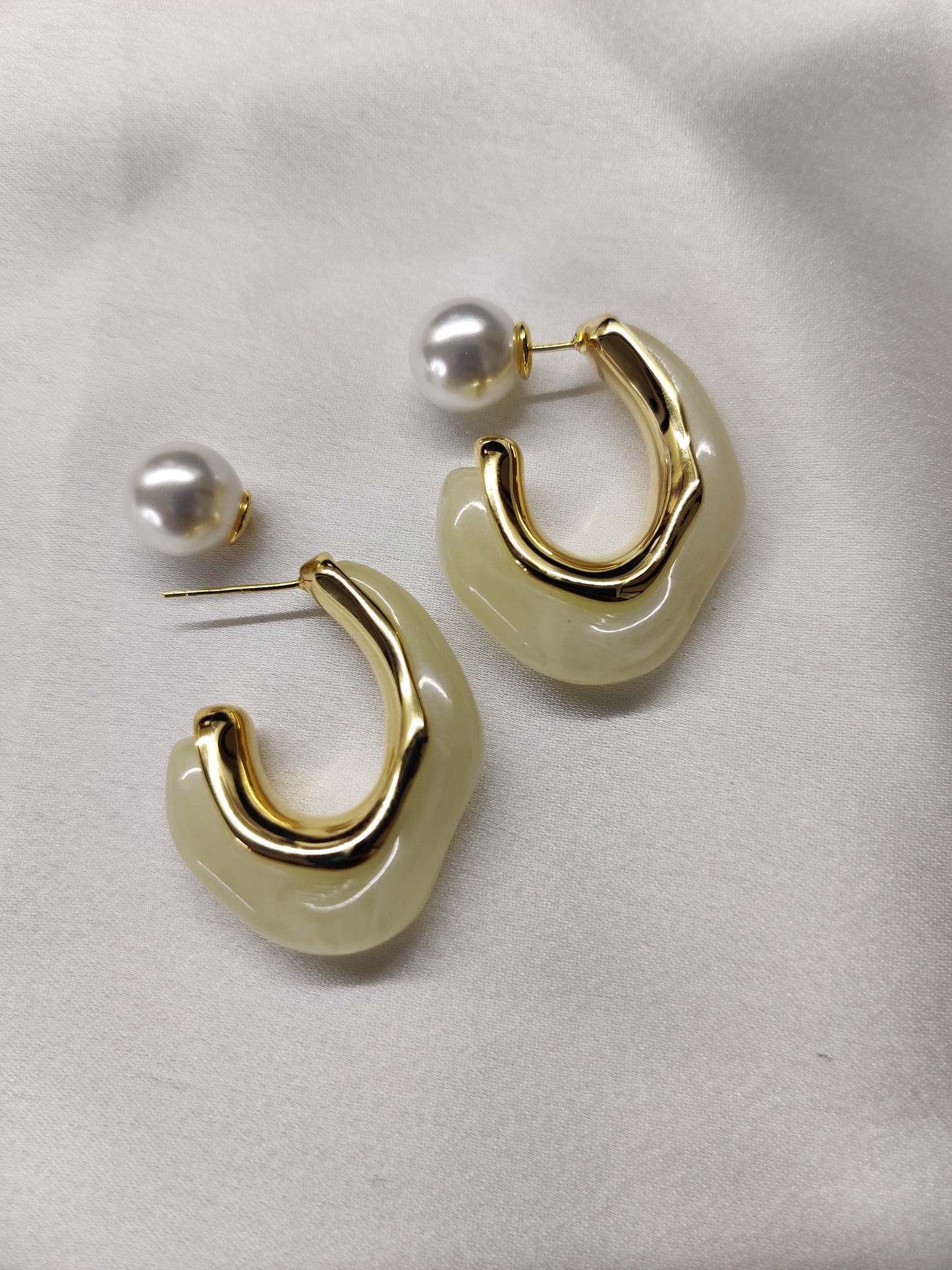Axel Earrings