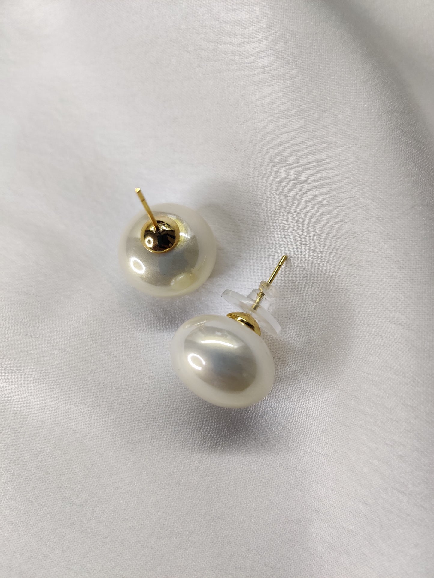 Pearl Studs