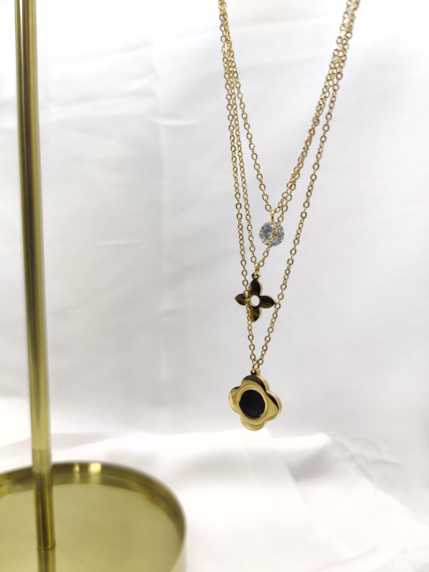 Clover Pendant Necklace
