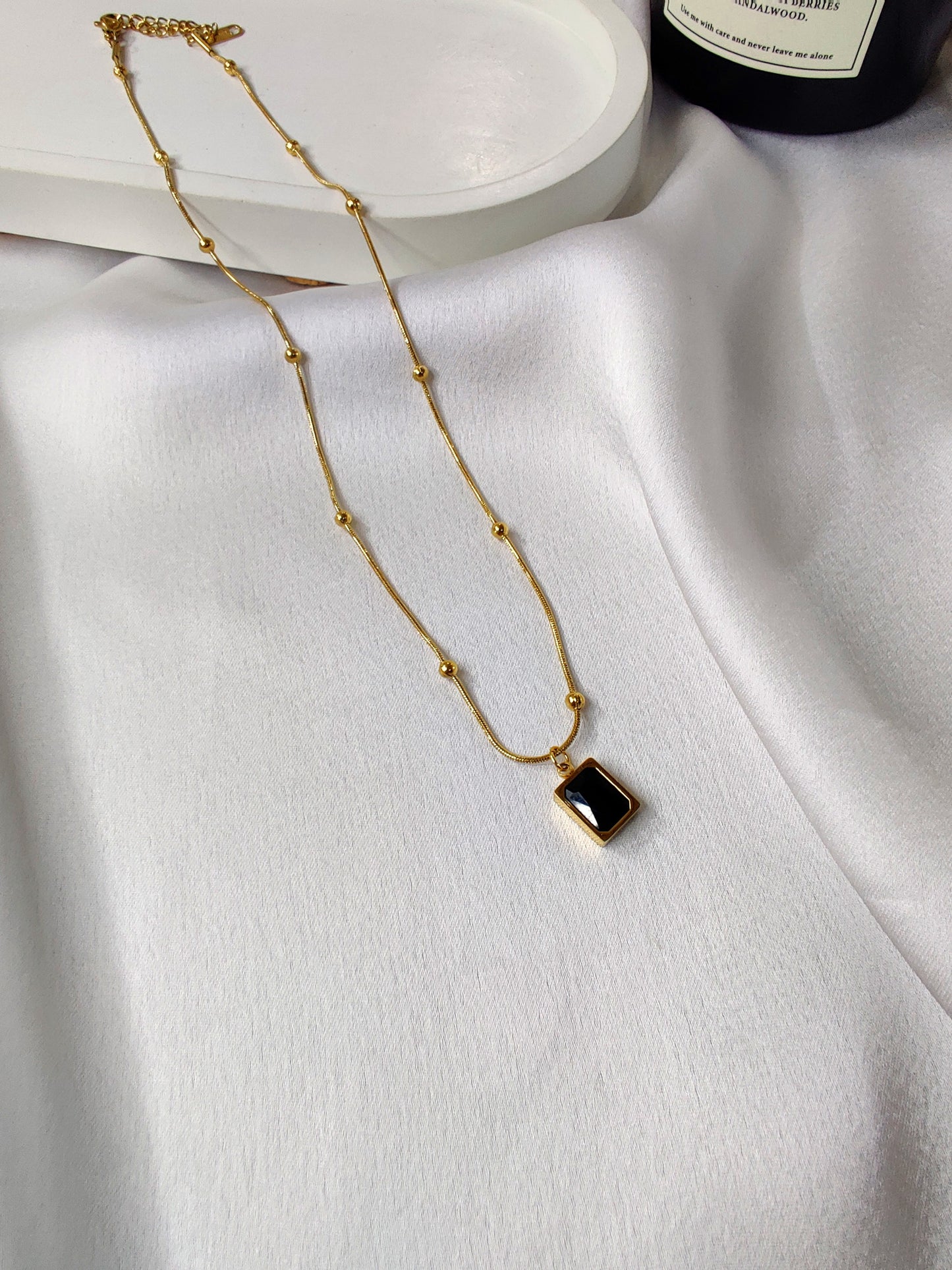 Layla Necklace- Black