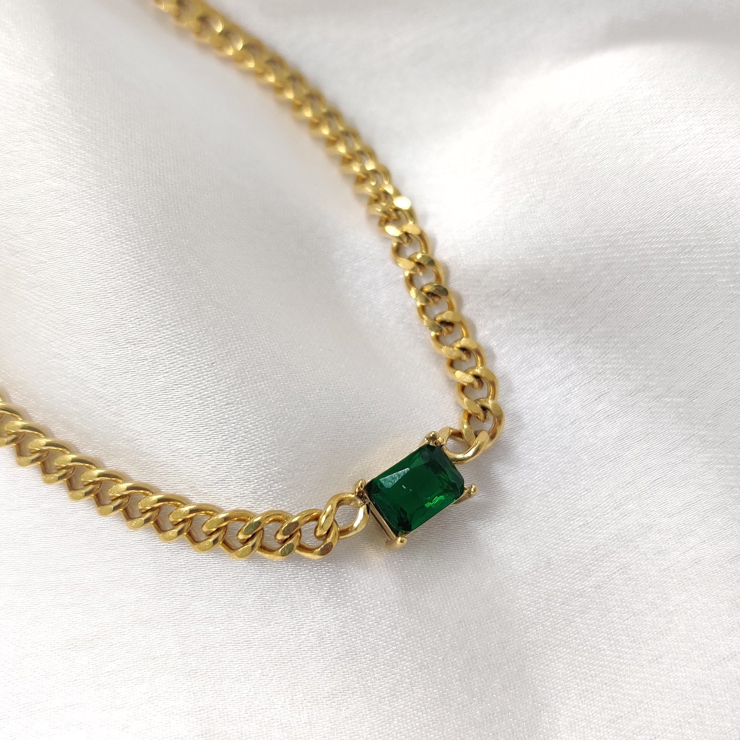 Lola Emerald Necklace