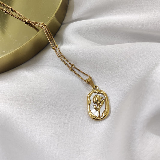 Si Rose Necklace