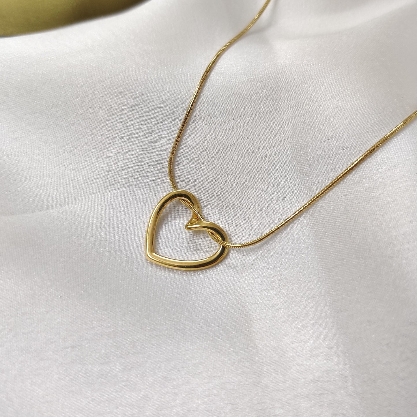 Teo Necklace -Gold