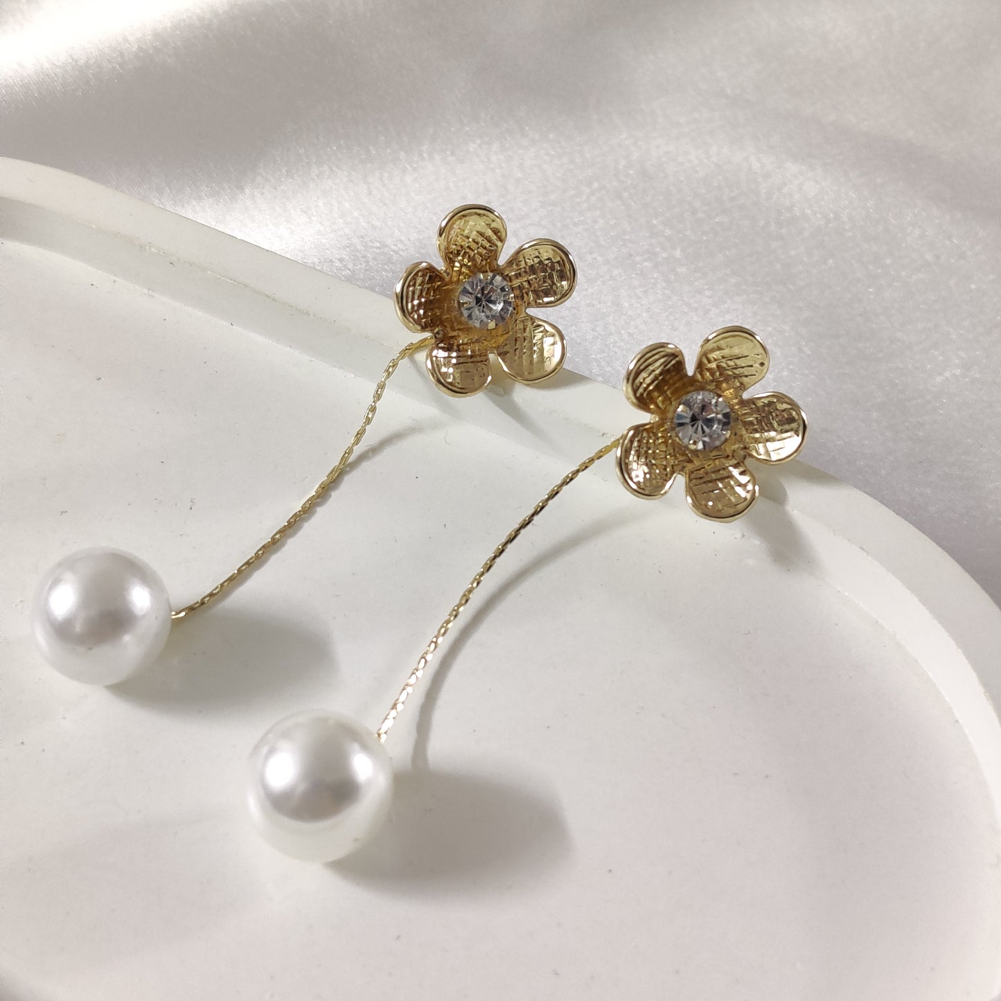 Dahlia Earrings