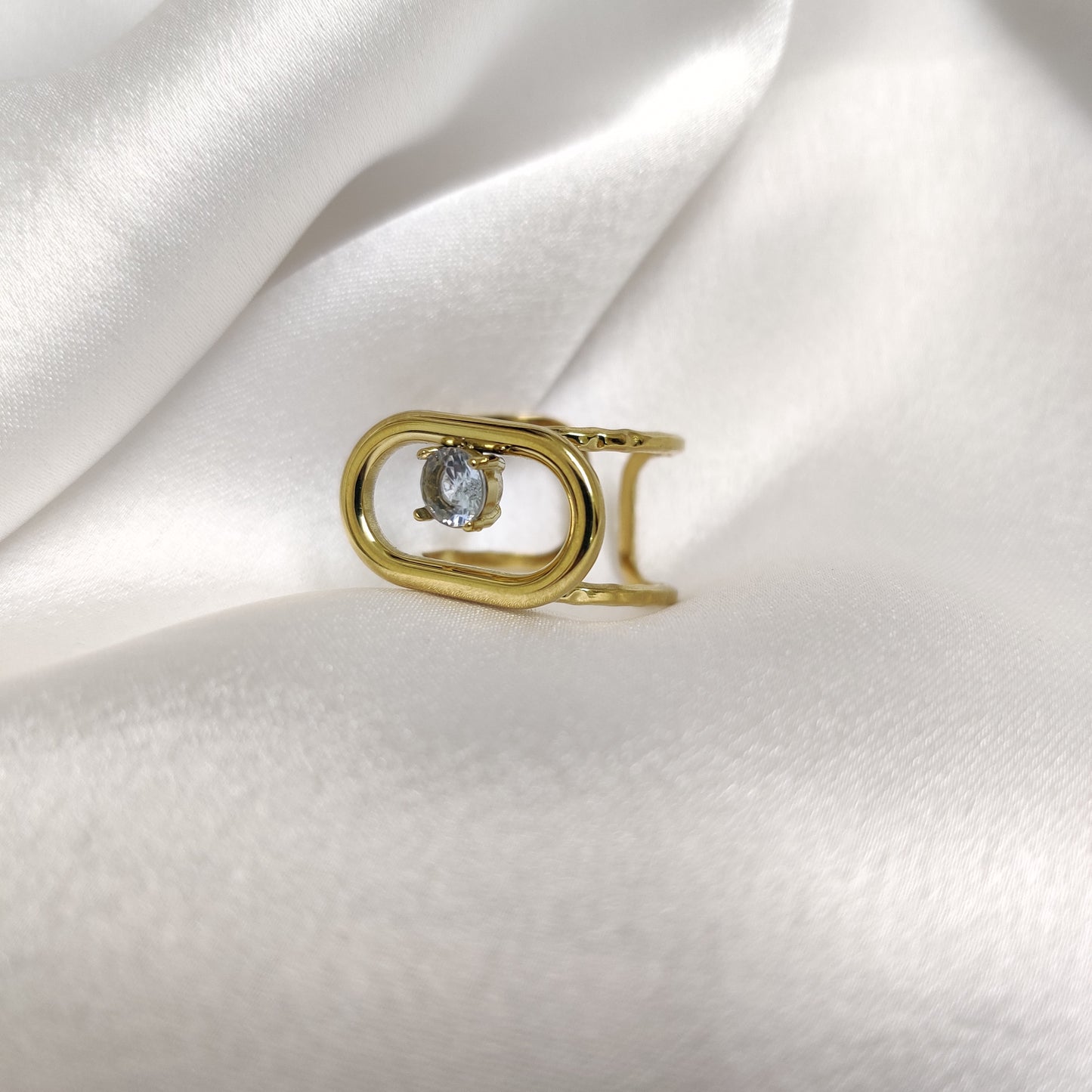 Harlo Ring