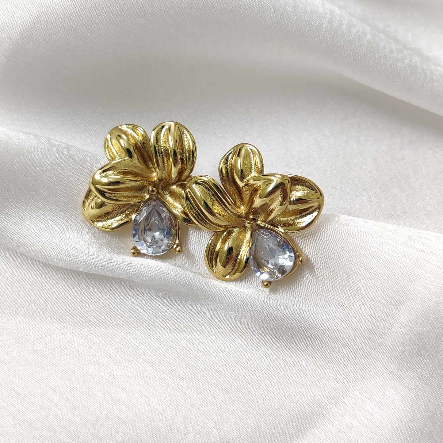 Zoee Earrings