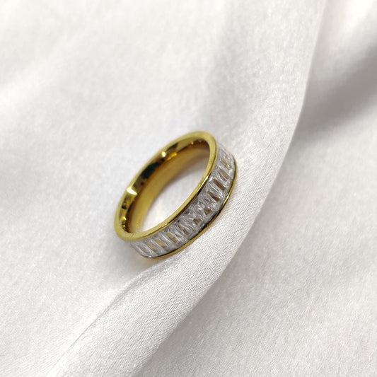 Ara Ring