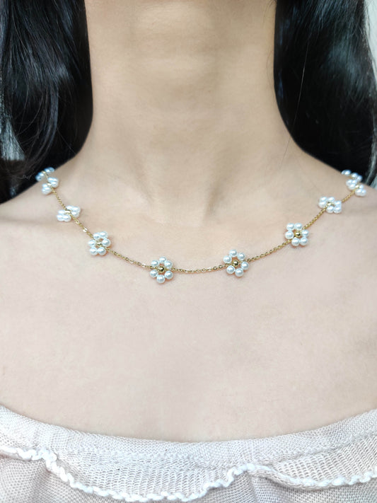 Pearl Flower Necklace