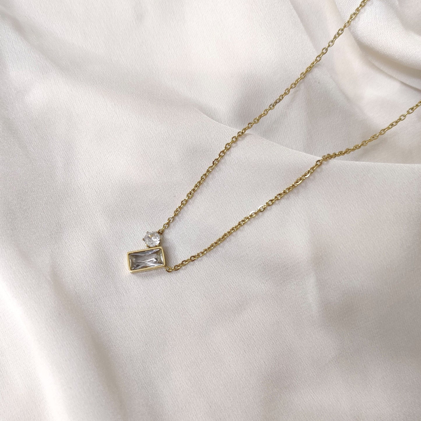 Drew Necklace