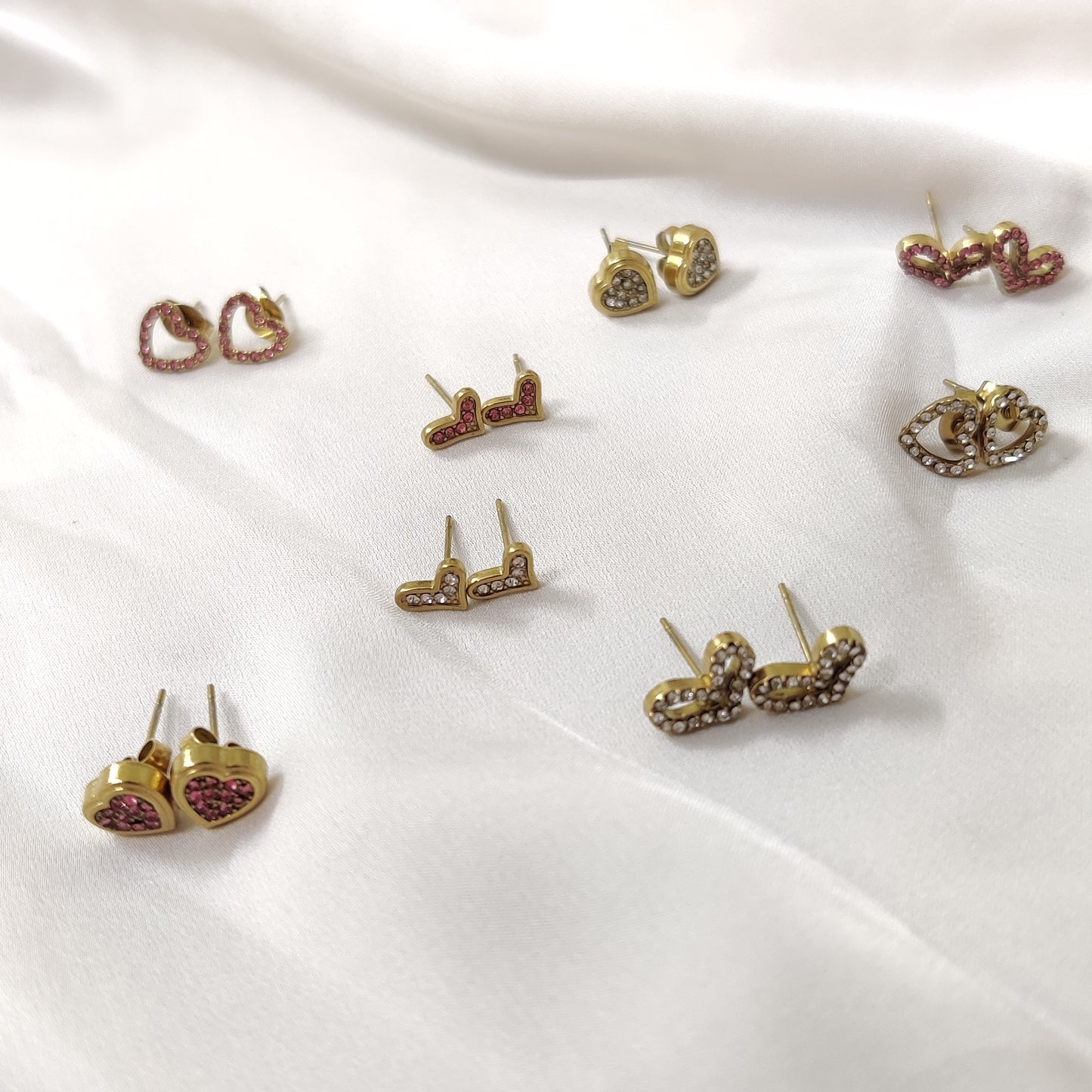 Kit Earrings- White