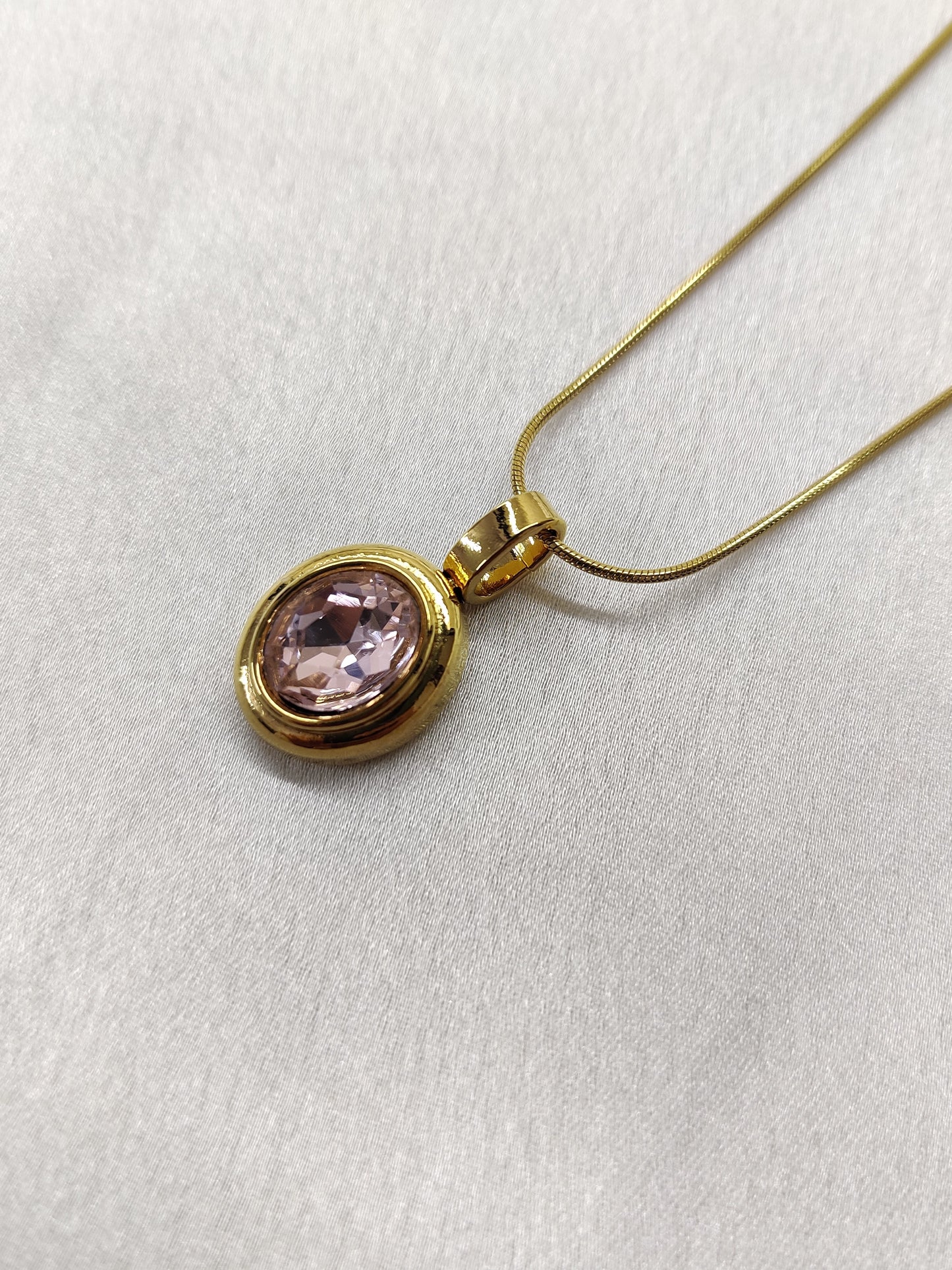 Sloane Necklace- pink