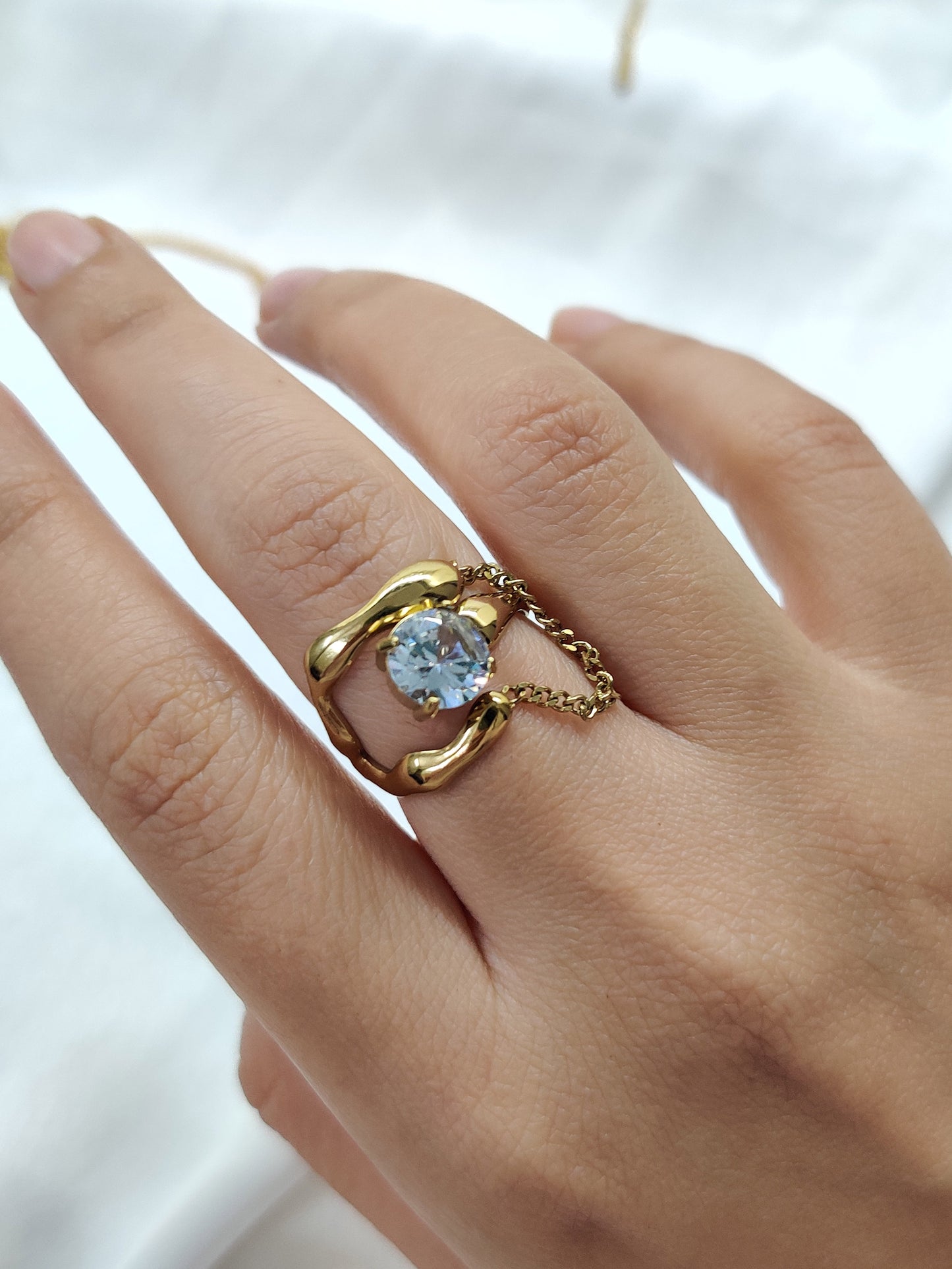 Ariah Ring