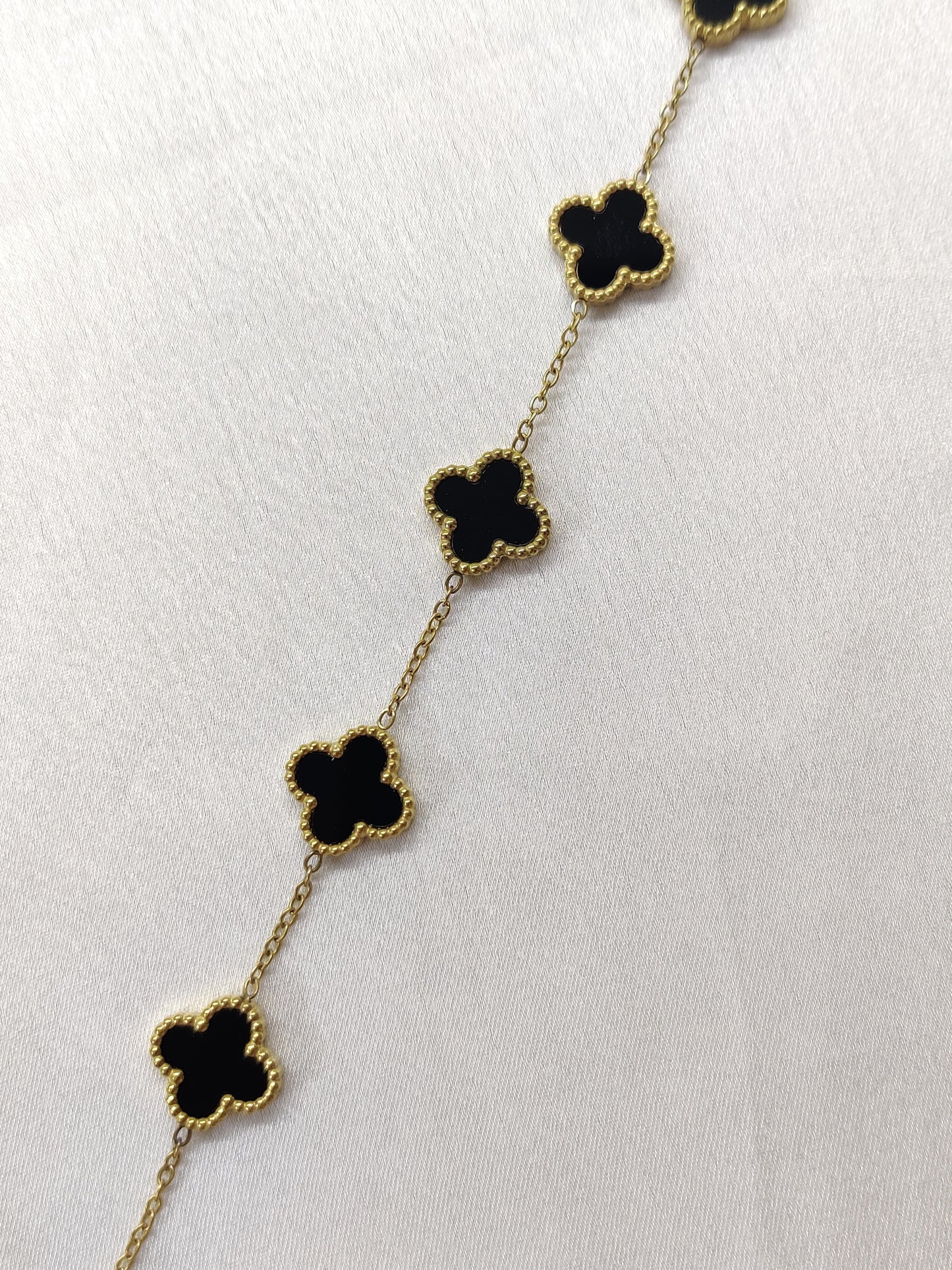 Clove Noir Bracelet