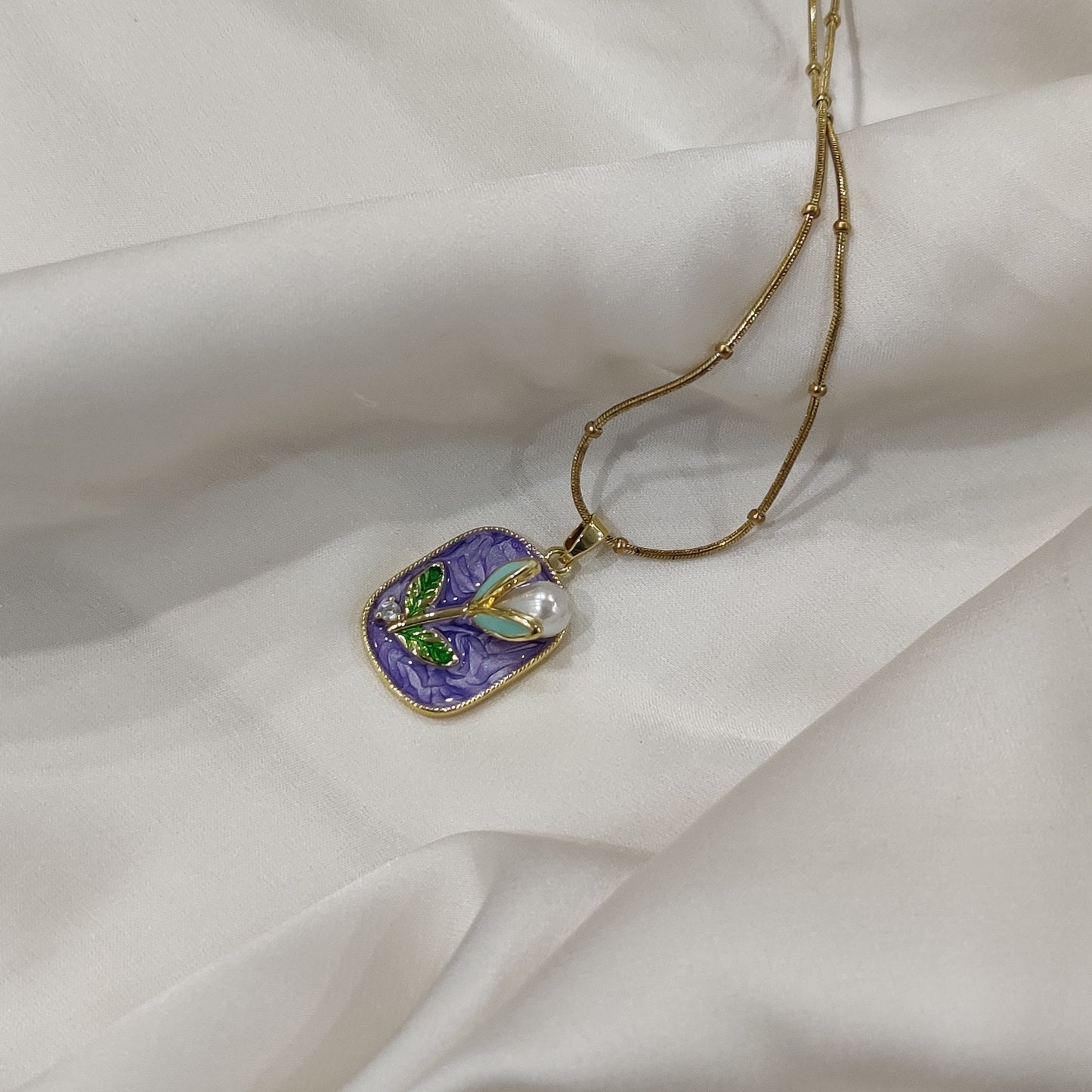 Maira Pearl Necklace