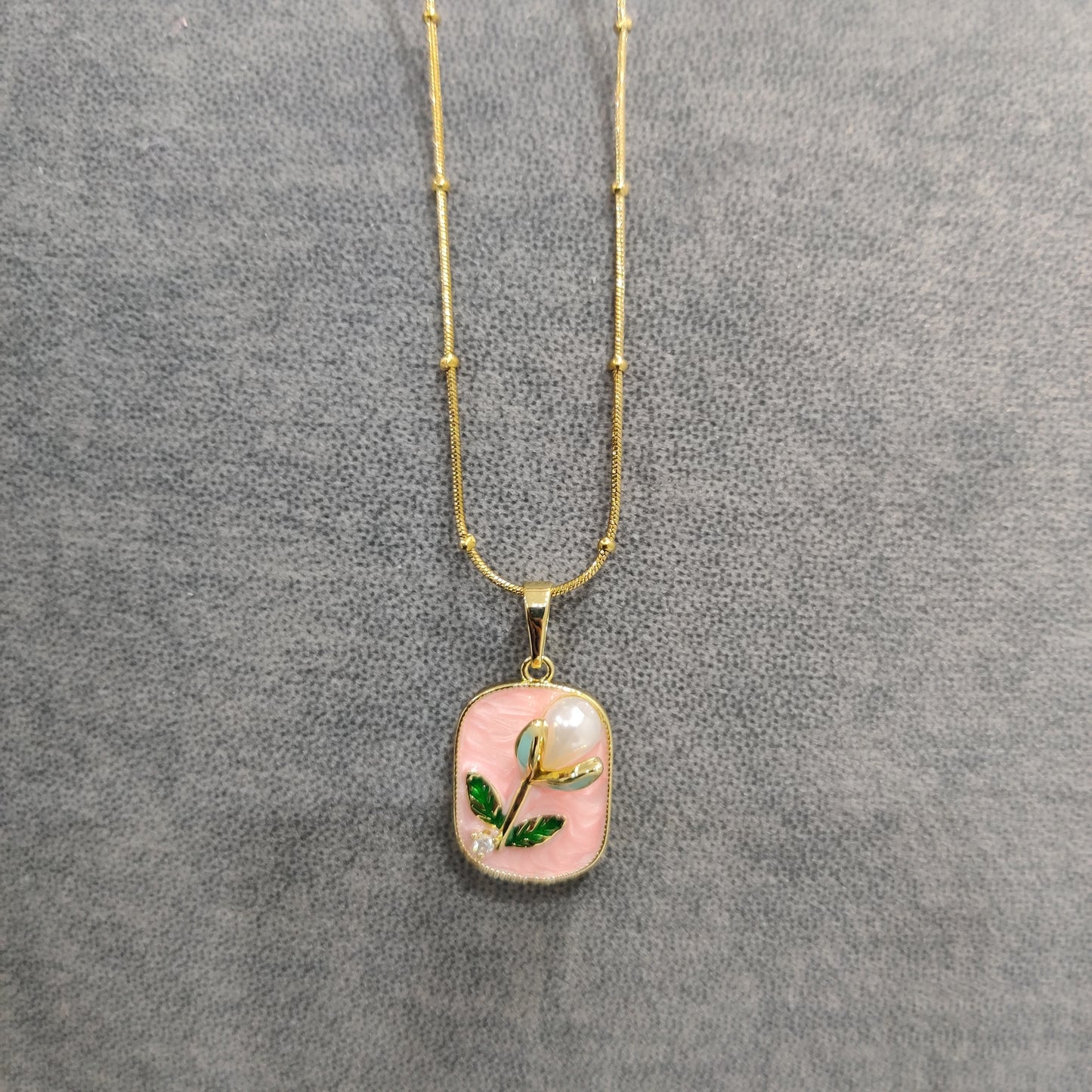 Maira Pearl Necklace