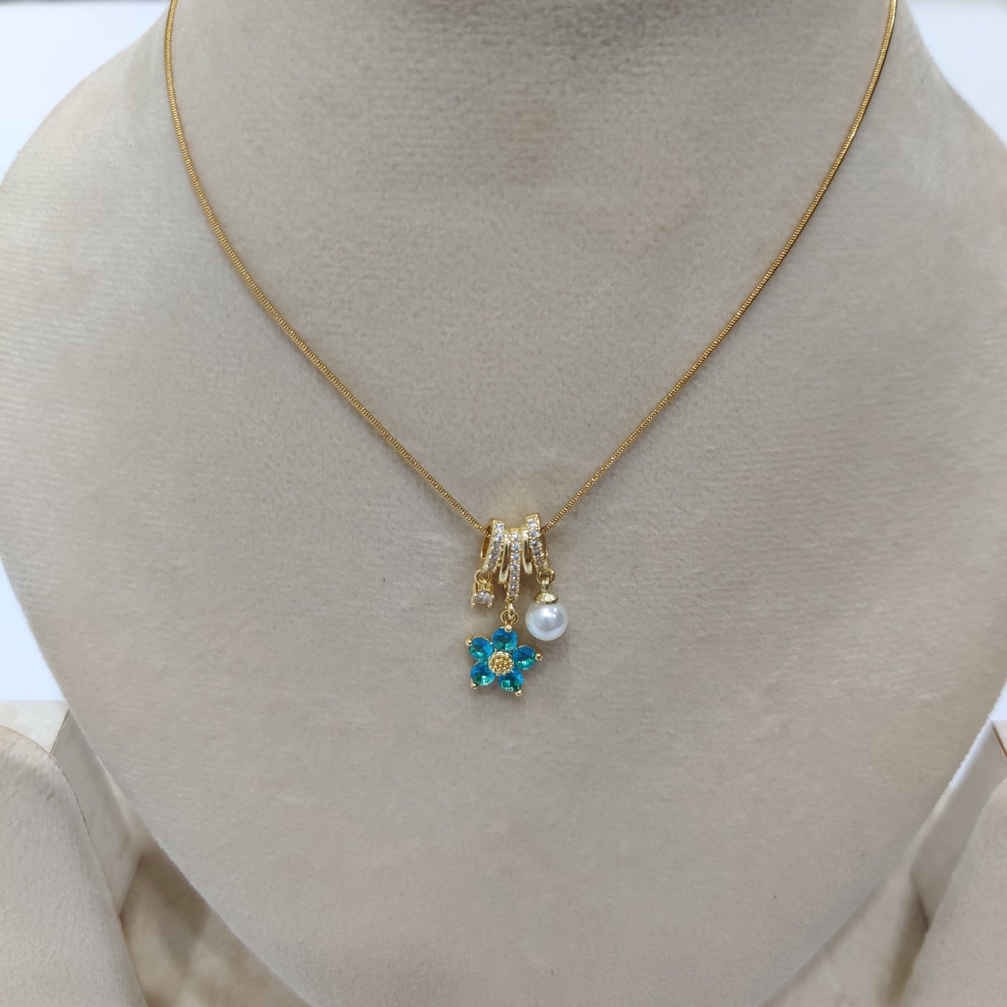 Vega Aqua Necklace