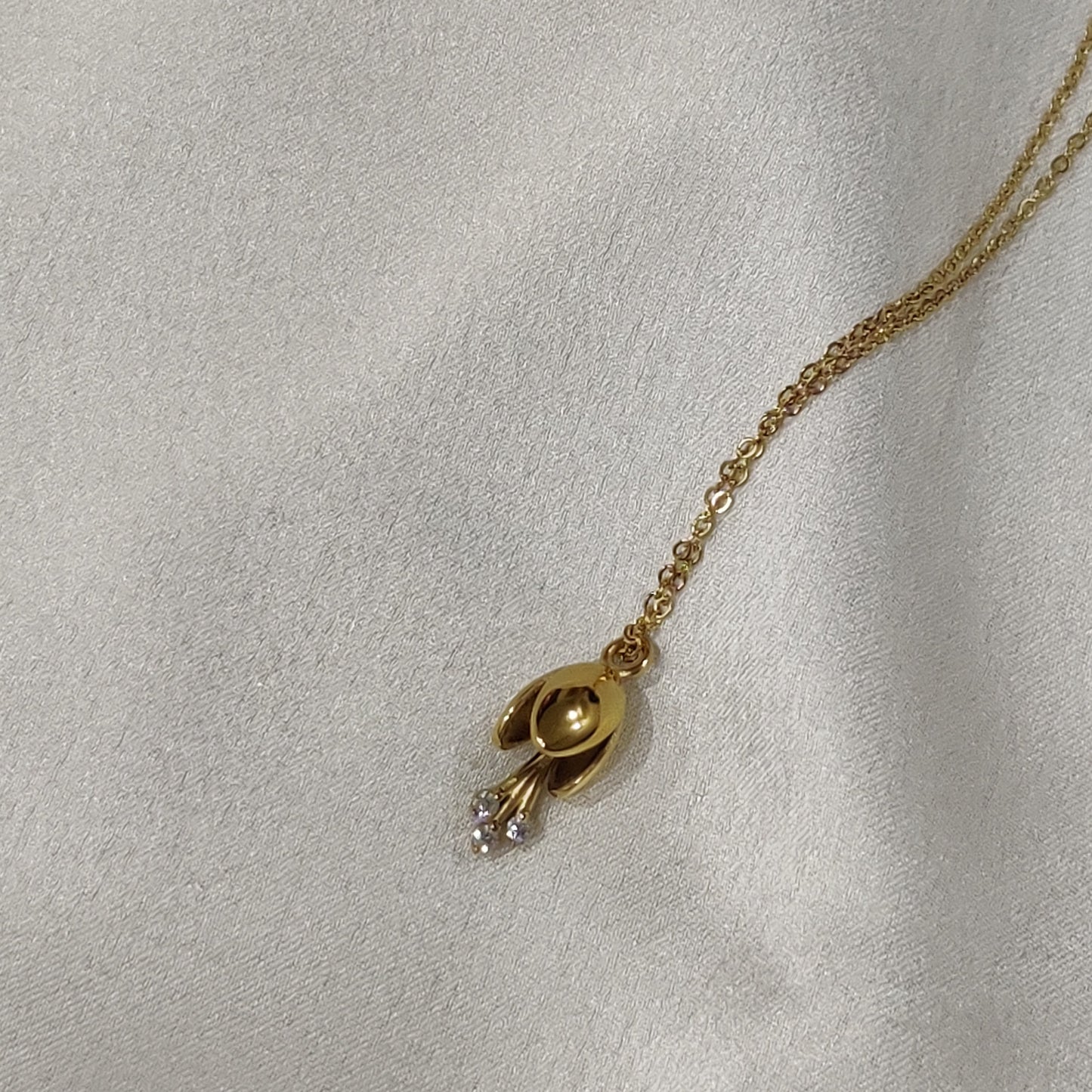 Tulip Necklace