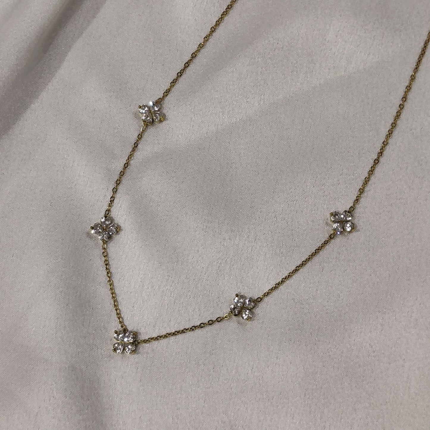 Fluer 5 Necklace