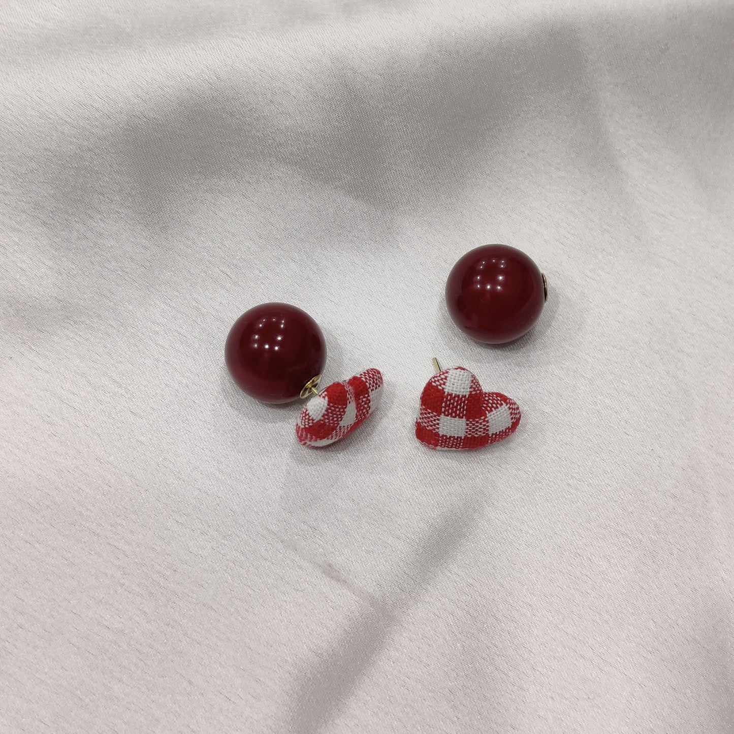 Gingham Studds
