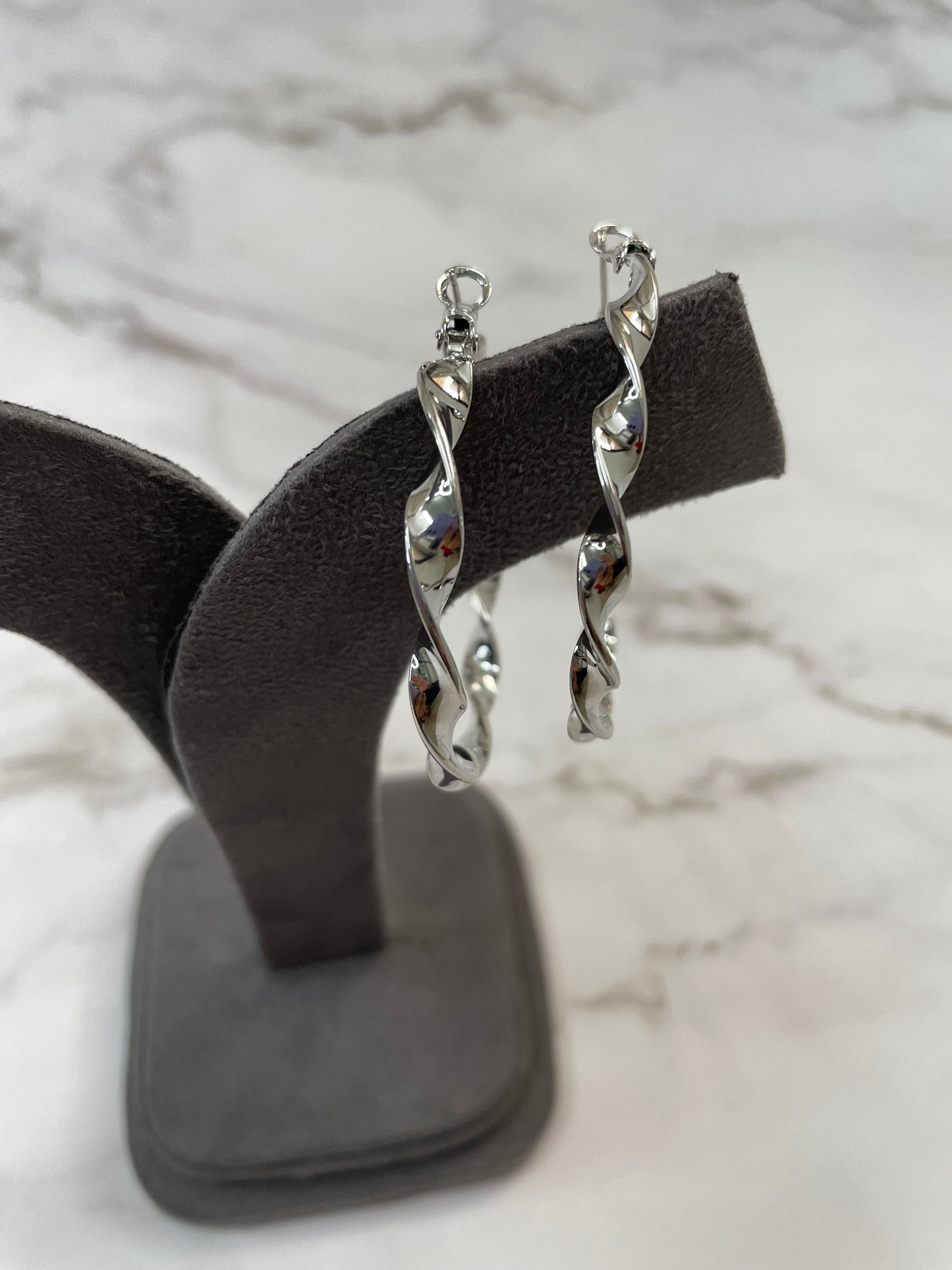 Tia Hoops, Silver