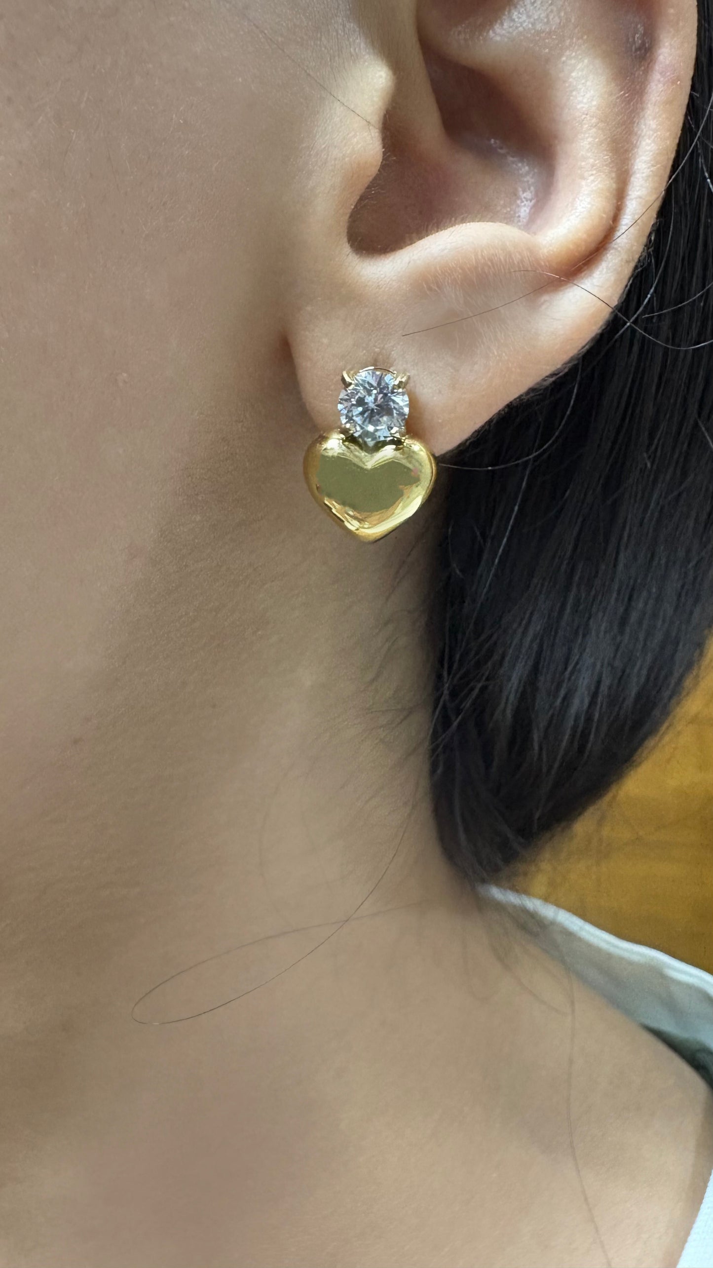 Nua Earrings