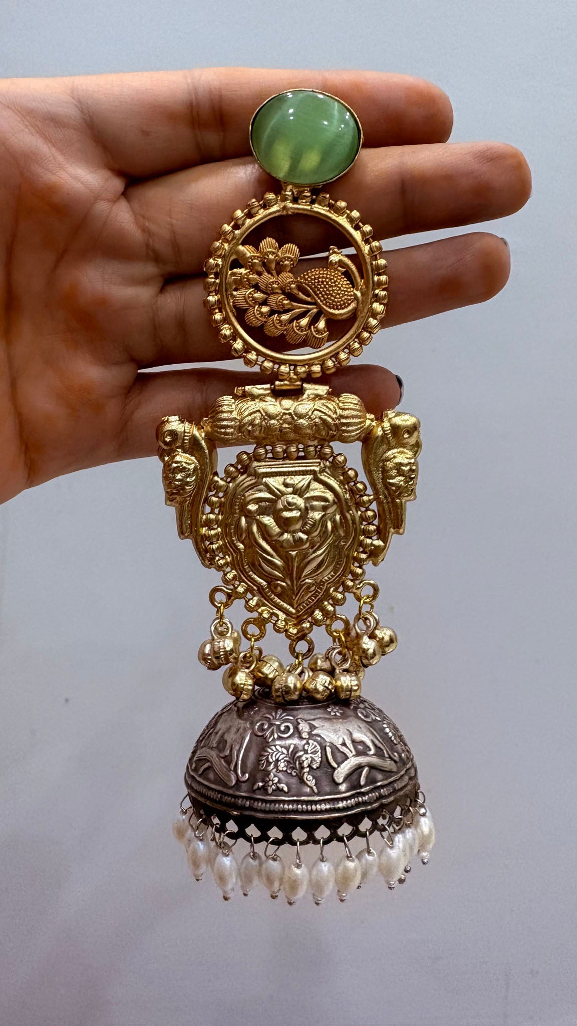 Pravira Jhumka