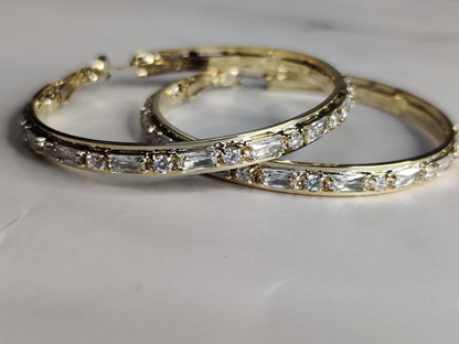 Daisy Hoops Small, Gold