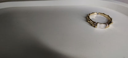 Minimal Opal Ring