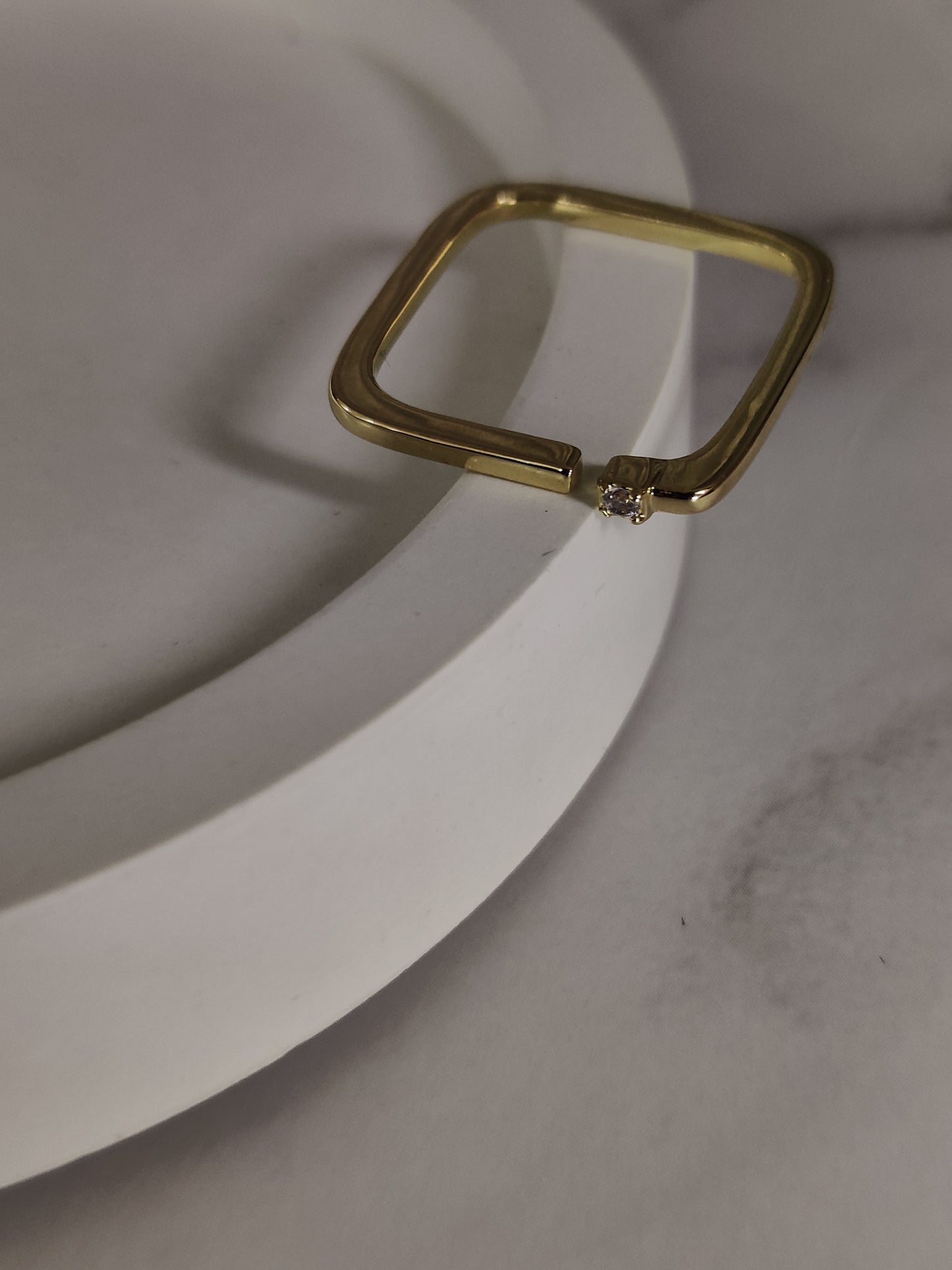 Linear Ring