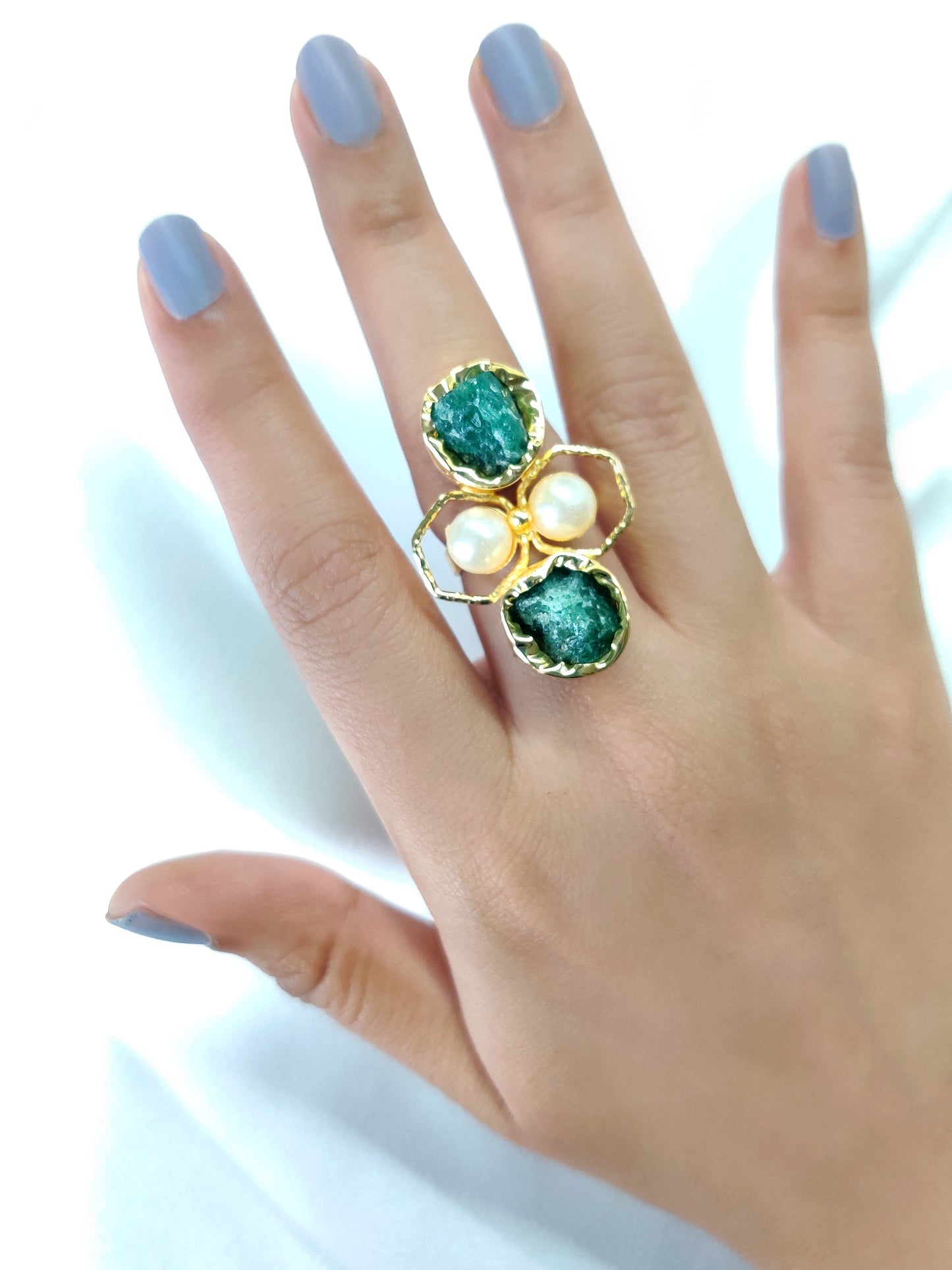 Eight Ring, Emerald