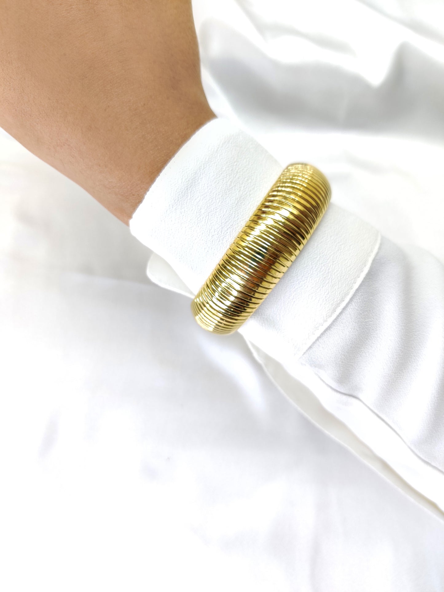 Single Band Bracelet-Gold