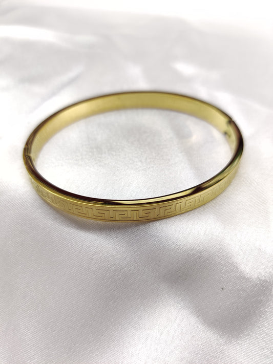 Pattern Bracelet-Gold