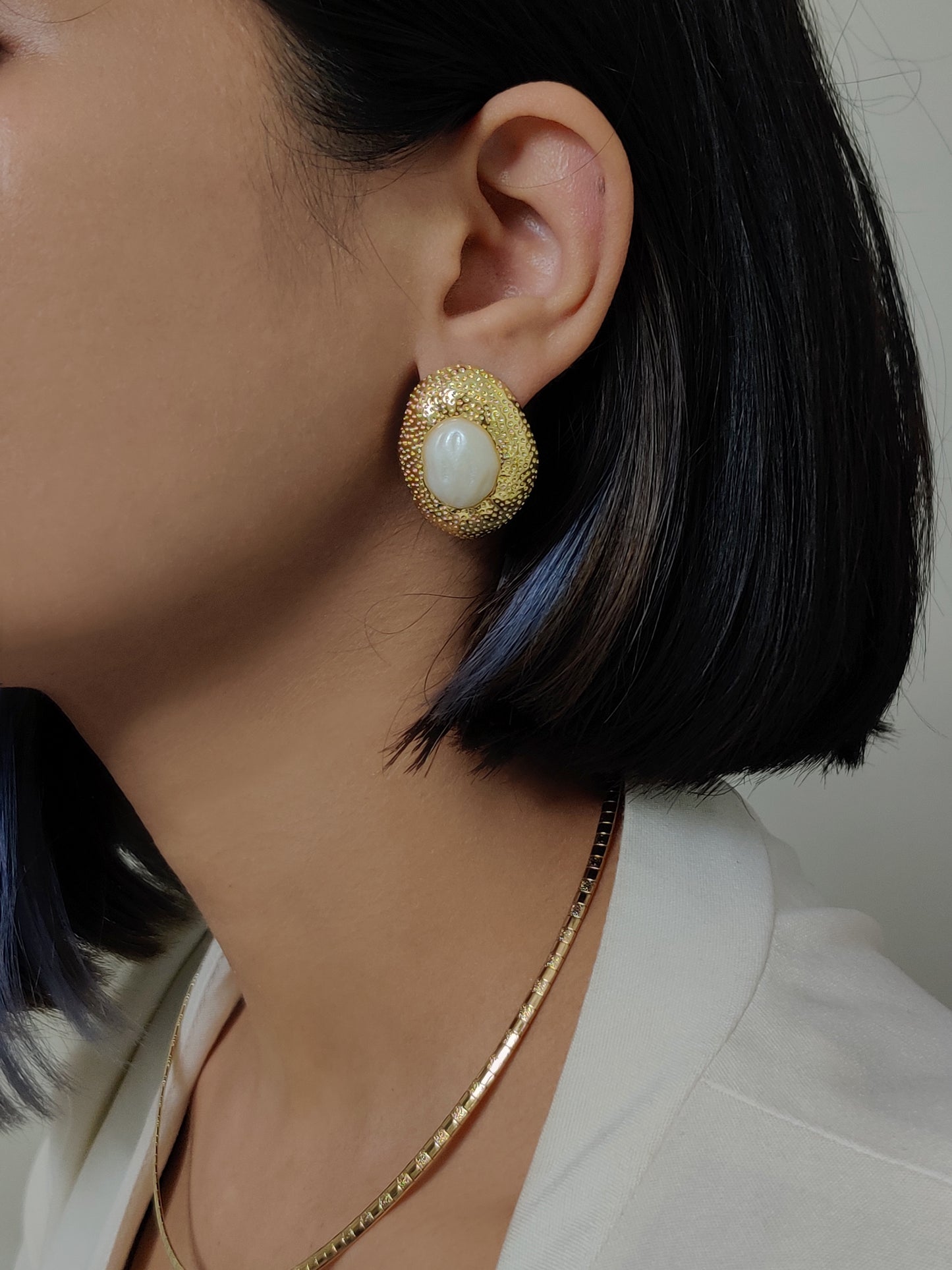 Pearl Stippling Studs