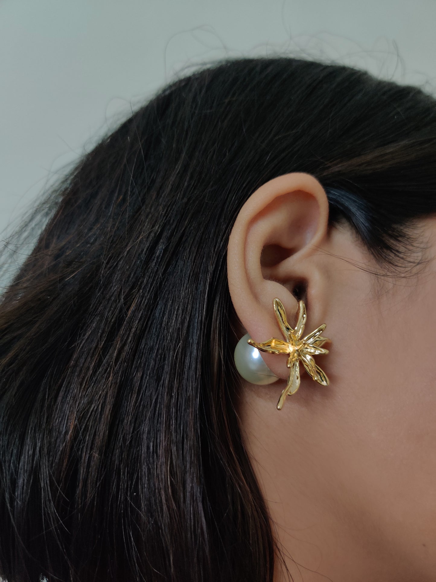 Coral-Pearl Studs