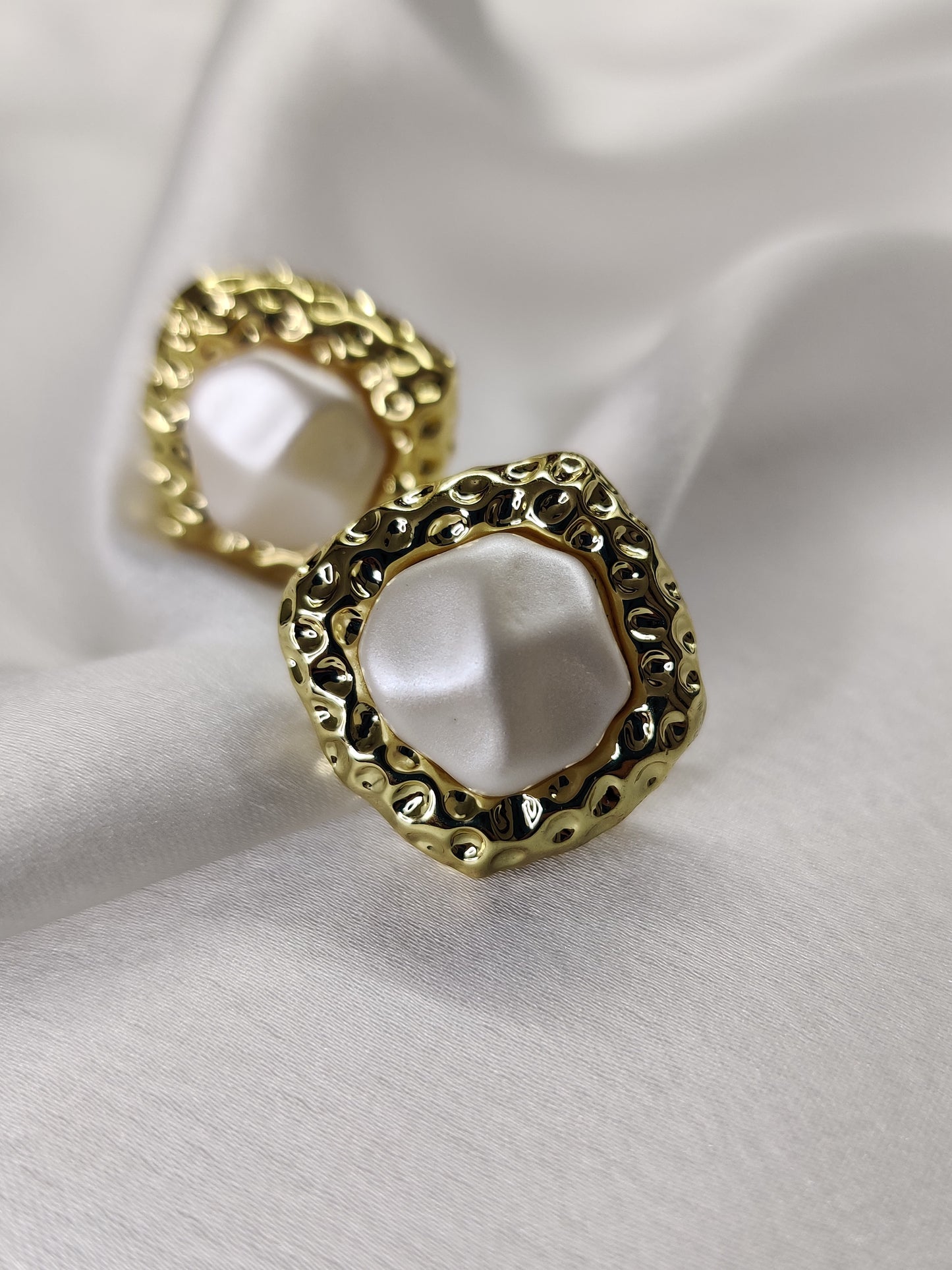 Pearl Hammered Studs