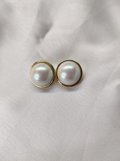 Sera Pearl Studs